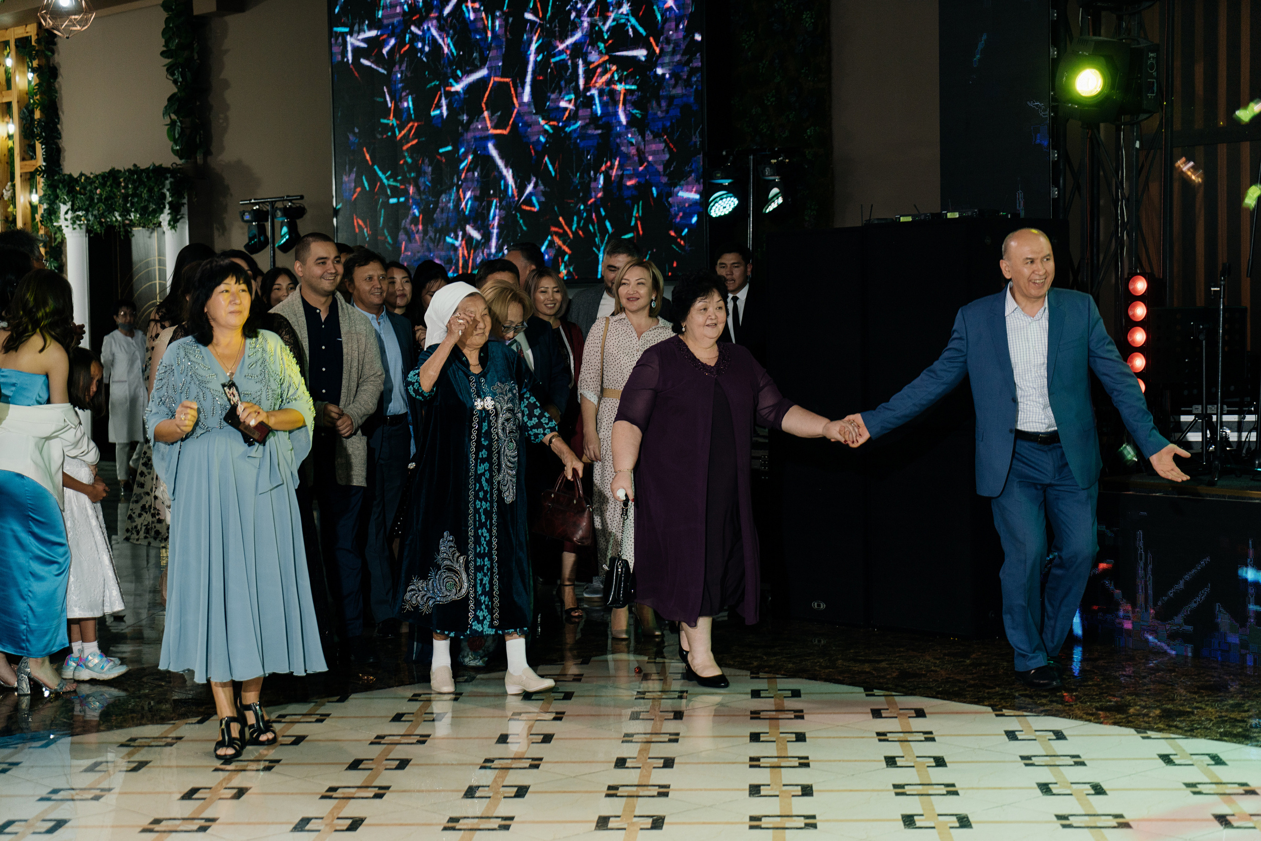 Uzatu. Свадебный фотограф алматы Шожебаев Кайрат