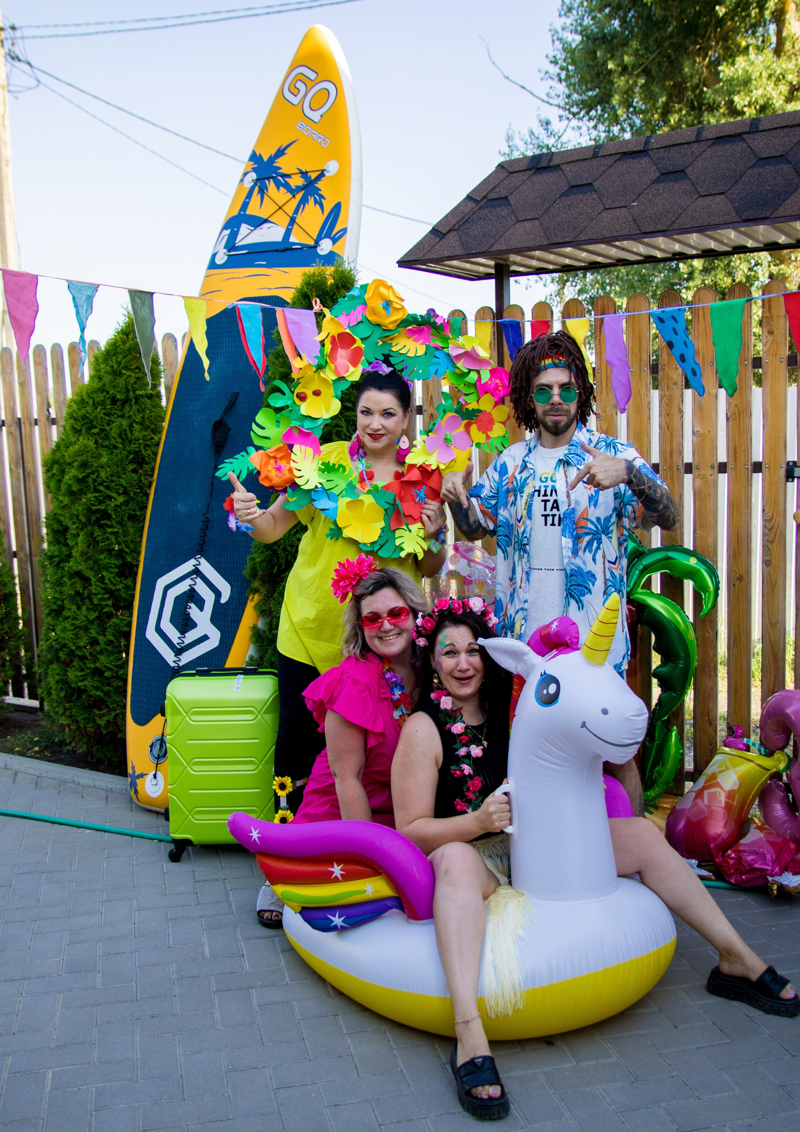 Тематические вечеринки с ведущей Мариной Гребенниковой. Организатор праздников. Ведущая Марина Гребенникова