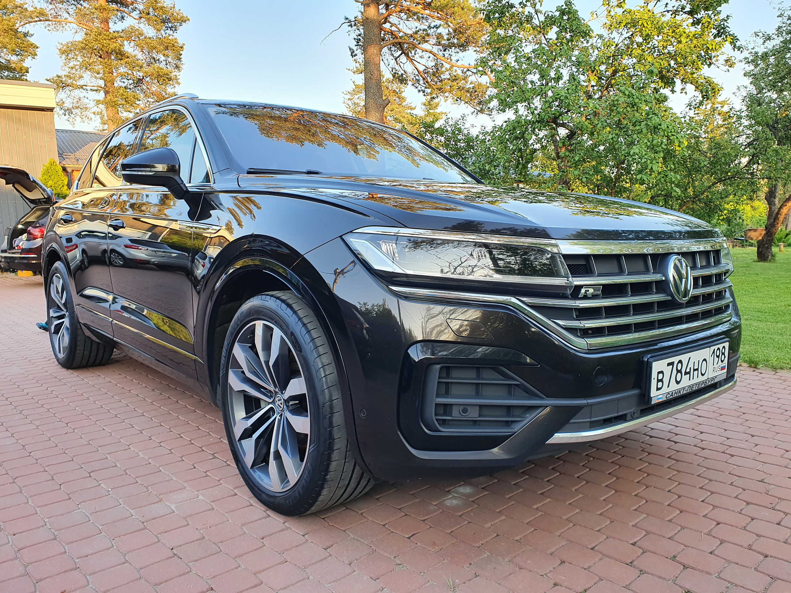 Volkswagen Touareg R-Line. Фотограф в Санкт-Петербурге Кирюшенков Андрей