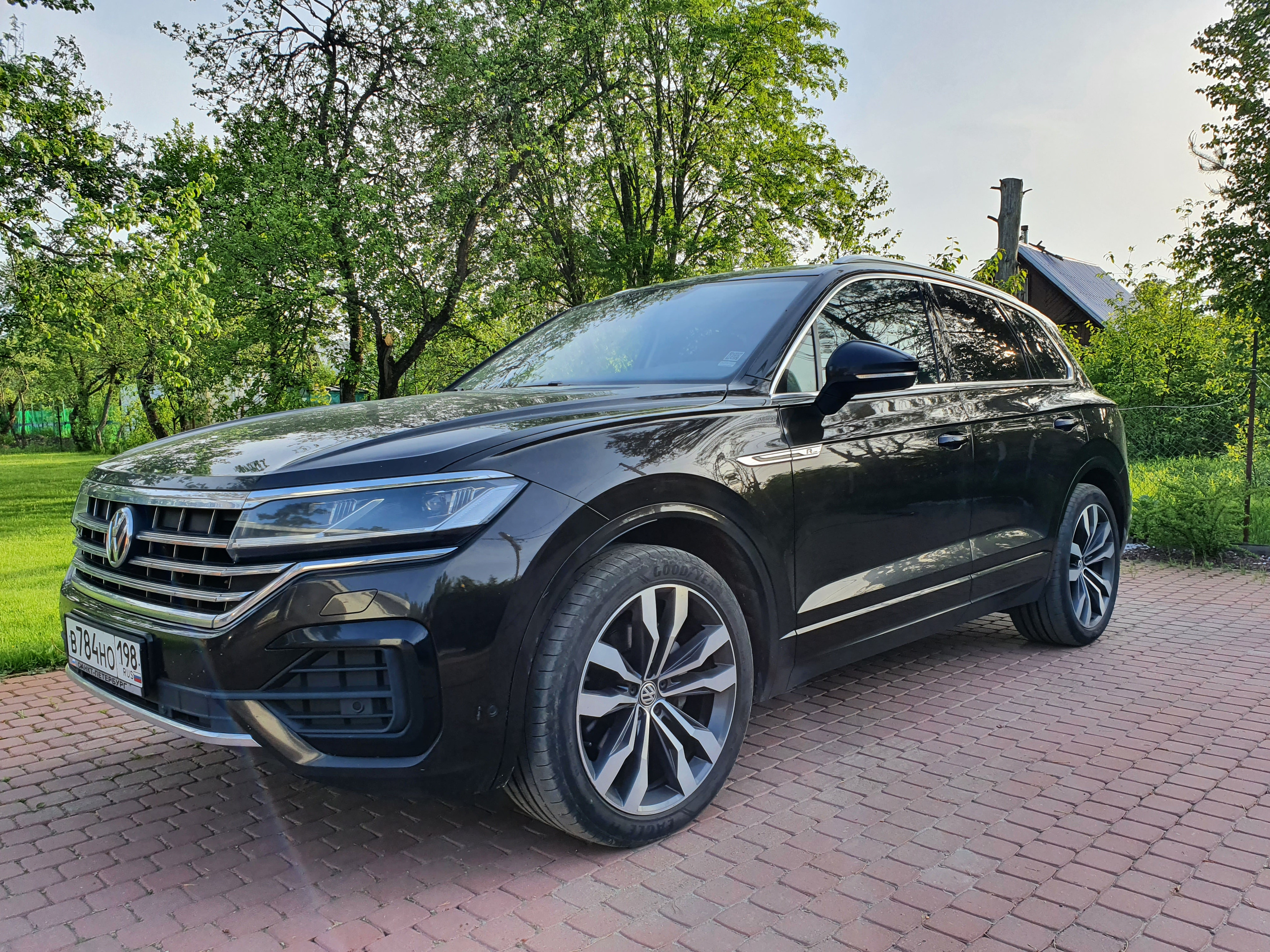 Volkswagen Touareg R-Line. Фотограф в Санкт-Петербурге Кирюшенков Андрей