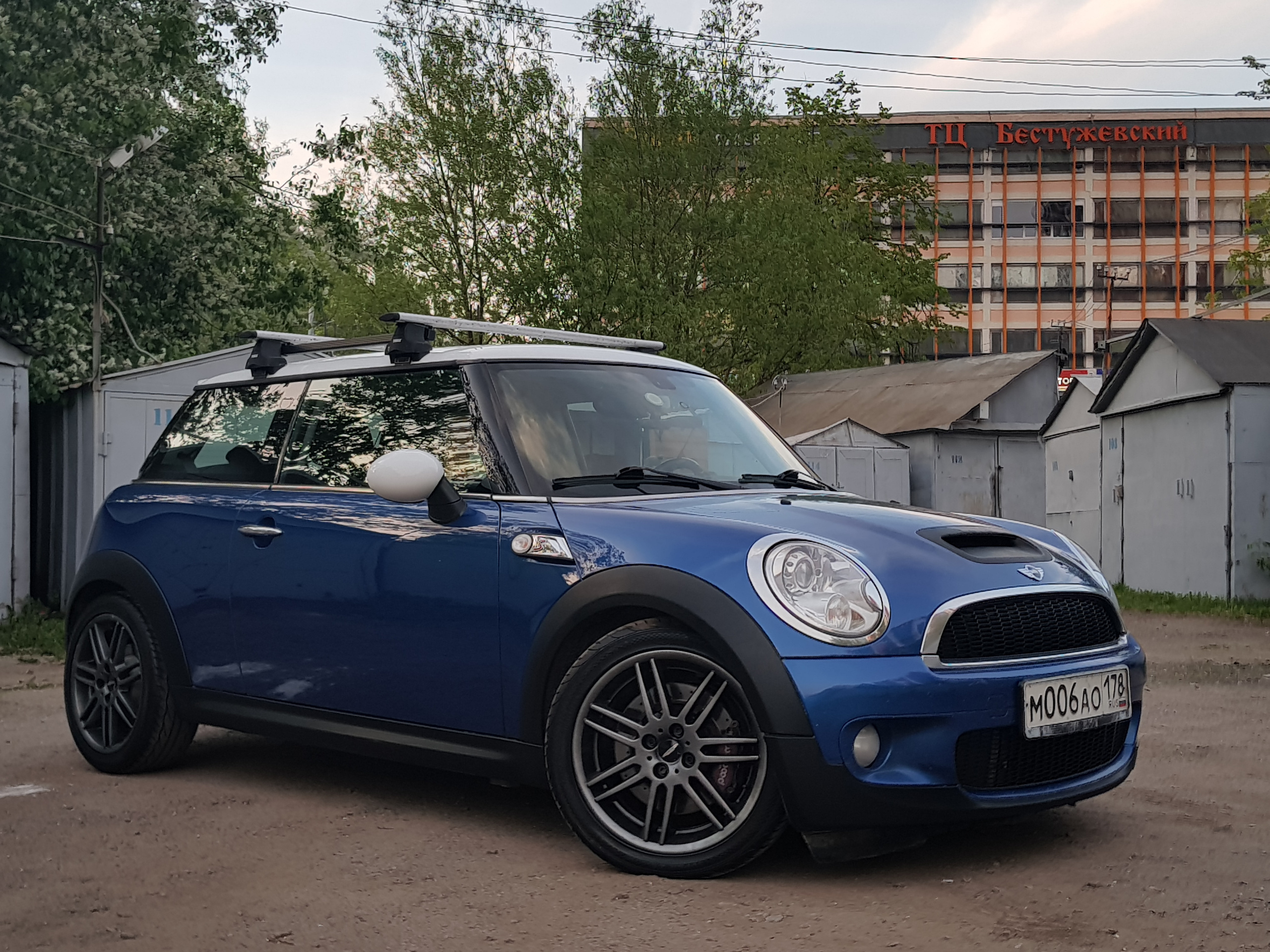 Mini Cooper S. Фотограф в Санкт-Петербурге Кирюшенков Андрей