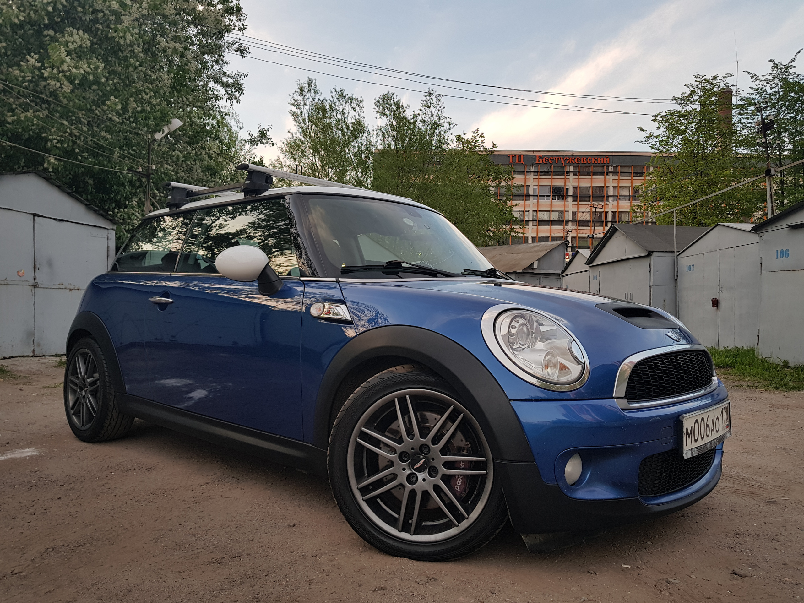 Mini Cooper S. Фотограф в Санкт-Петербурге Кирюшенков Андрей