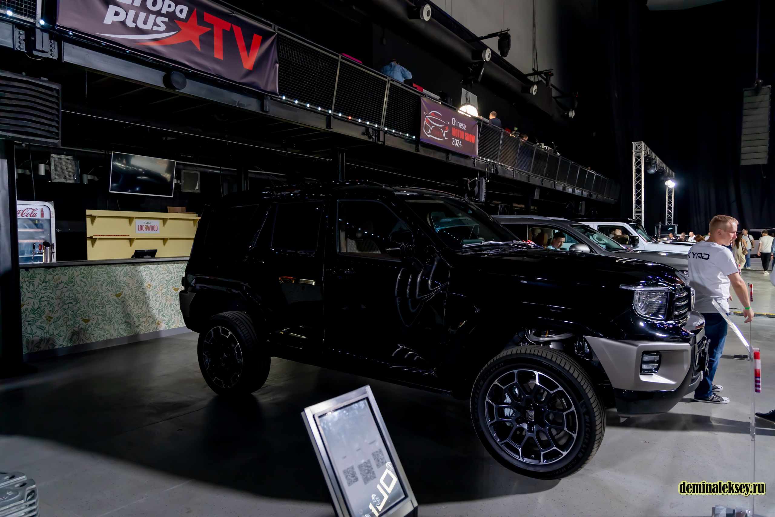 Chinese Motor Show 2024. Репортажный, семейный и студийный фотограф в Москве Демин Алексей