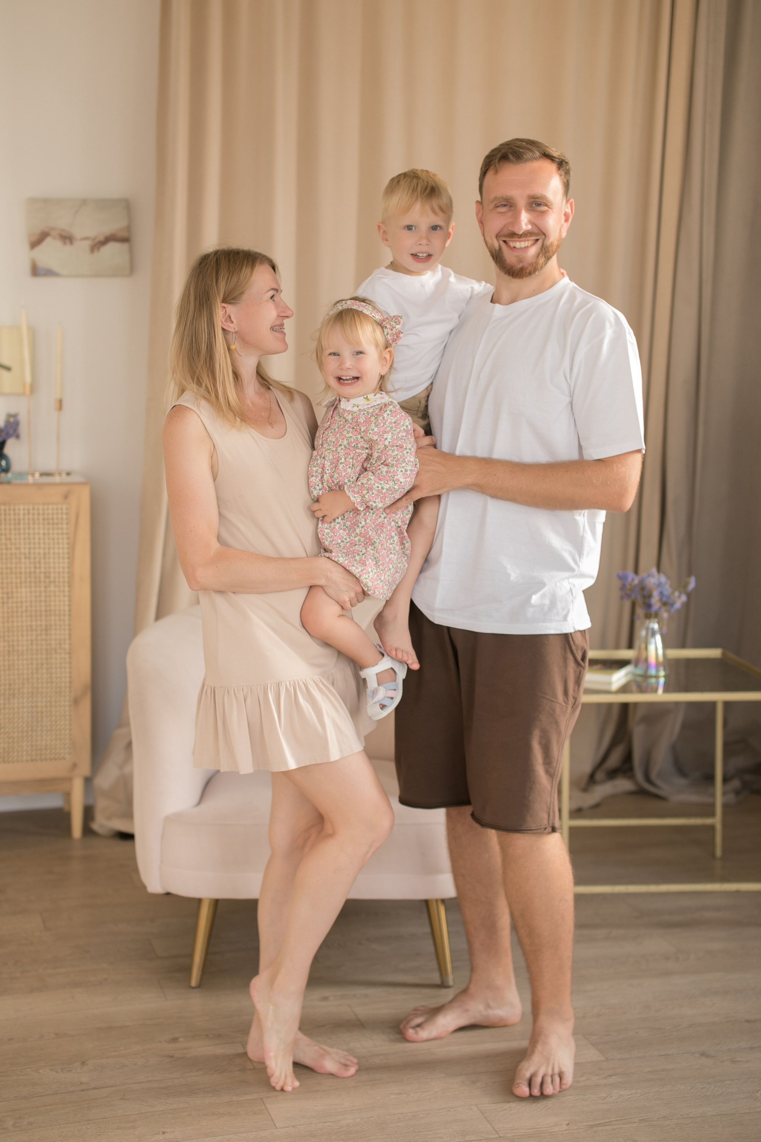 Семейные фотосессии в студии и дома. Семейный фотограф в Москве Домодедово Московцева Алина