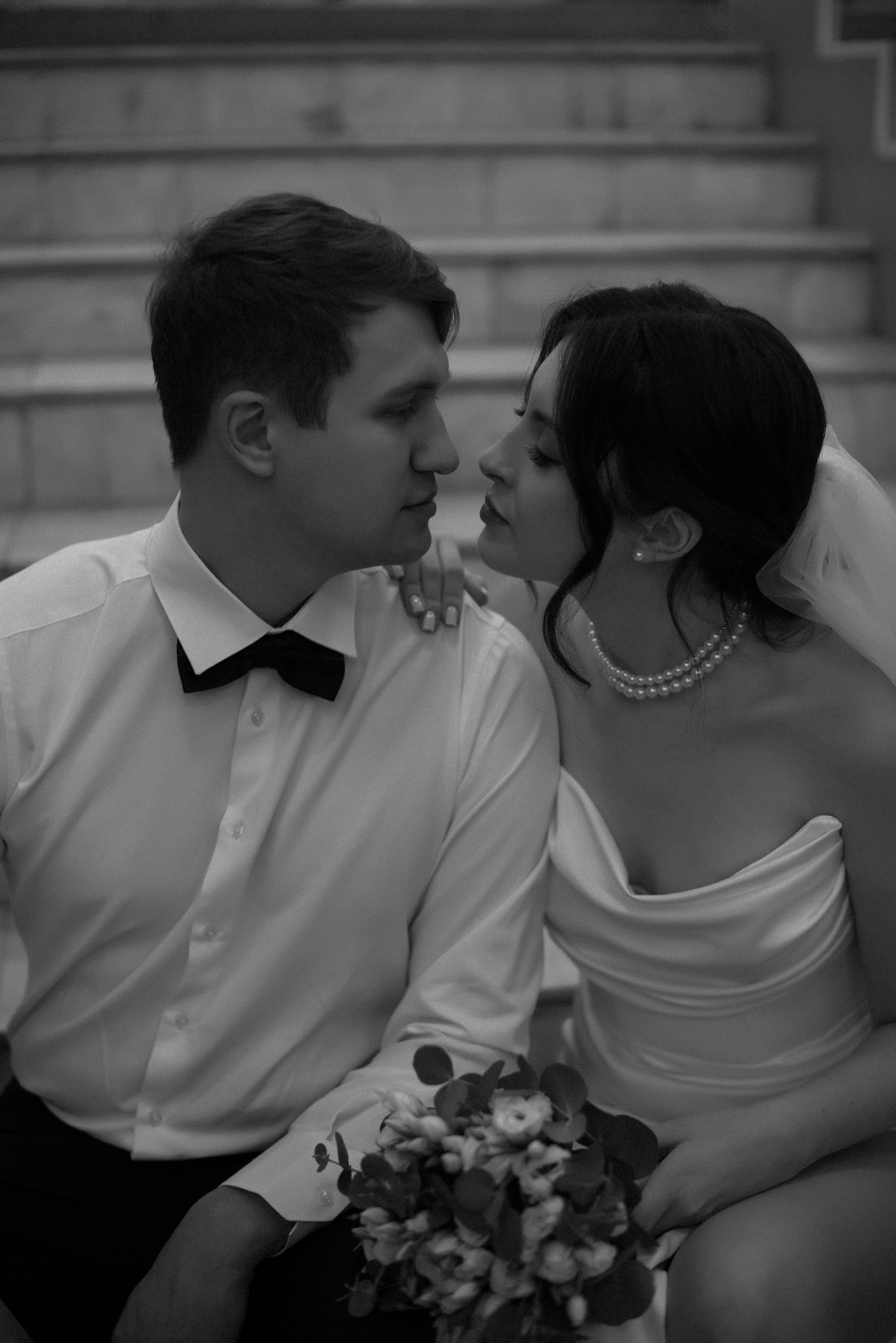 Love Story – романтическая фотосессия на фоне города. Свадебный фотограф в Миассе Татьяна Ружникова