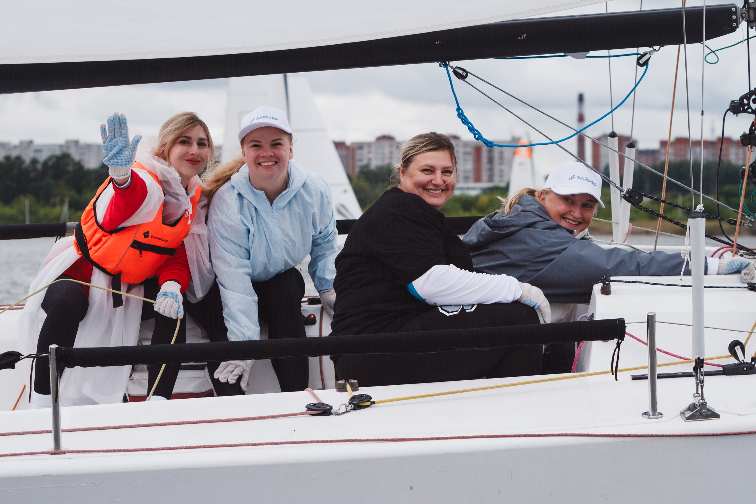 ЯХТИНГ. Roman Photo