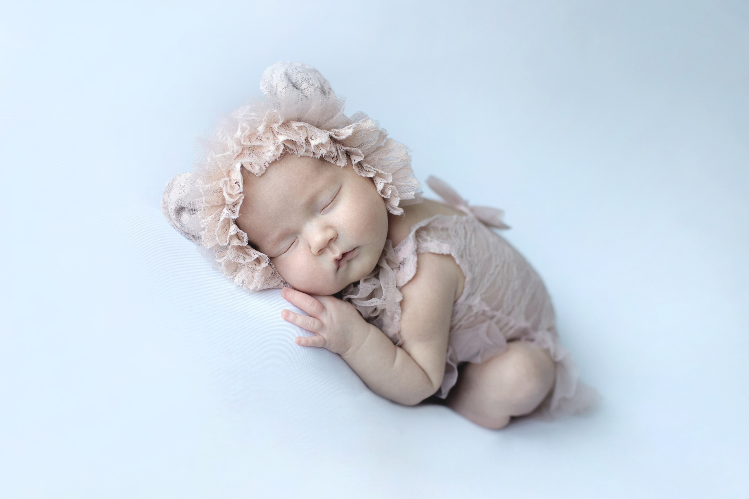 Newborn — Девочки. Фотограф новорожденных в Москве Кристина Ткач