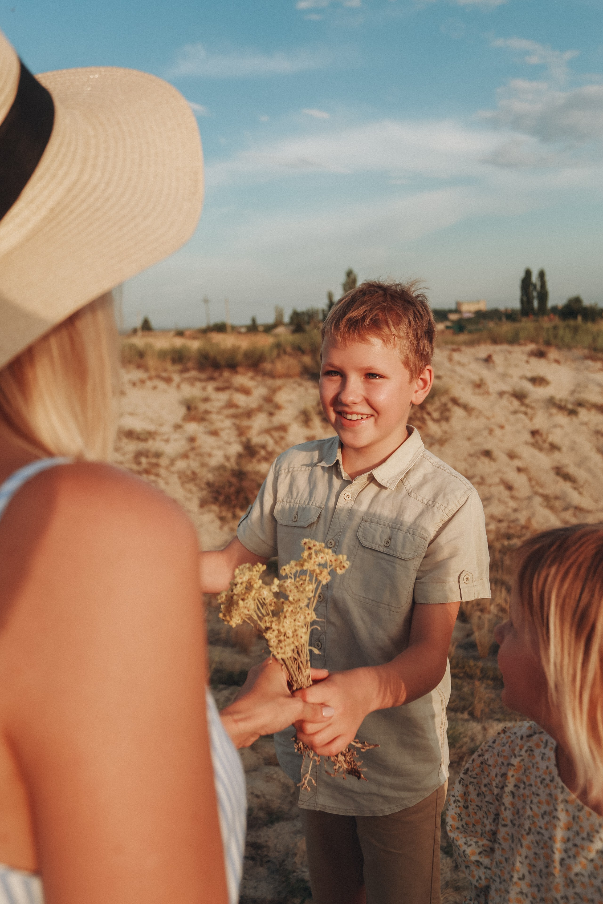 Пикник мамы Жени, Артема и Ксюши. Детский фотограф, Волгоград