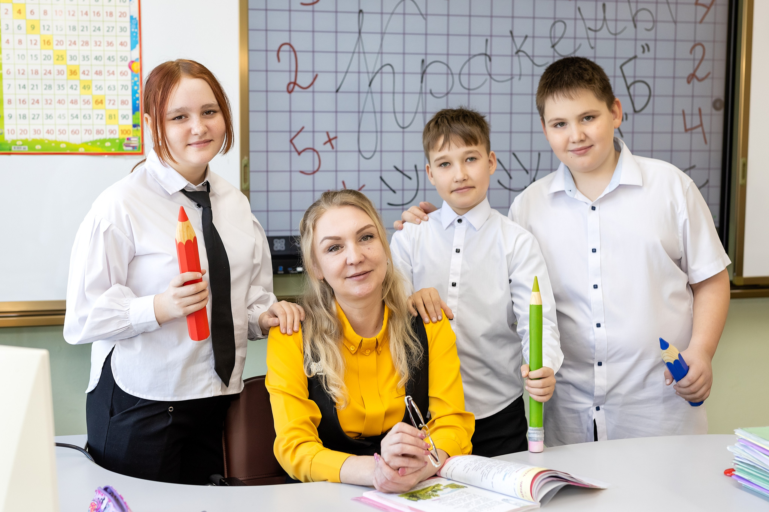 Школа № 4 имени В. Н. Косова, 4б. п.Тавричанка. Стильный выпускной альбом Владивосток фотограф Вероника Мигачева
