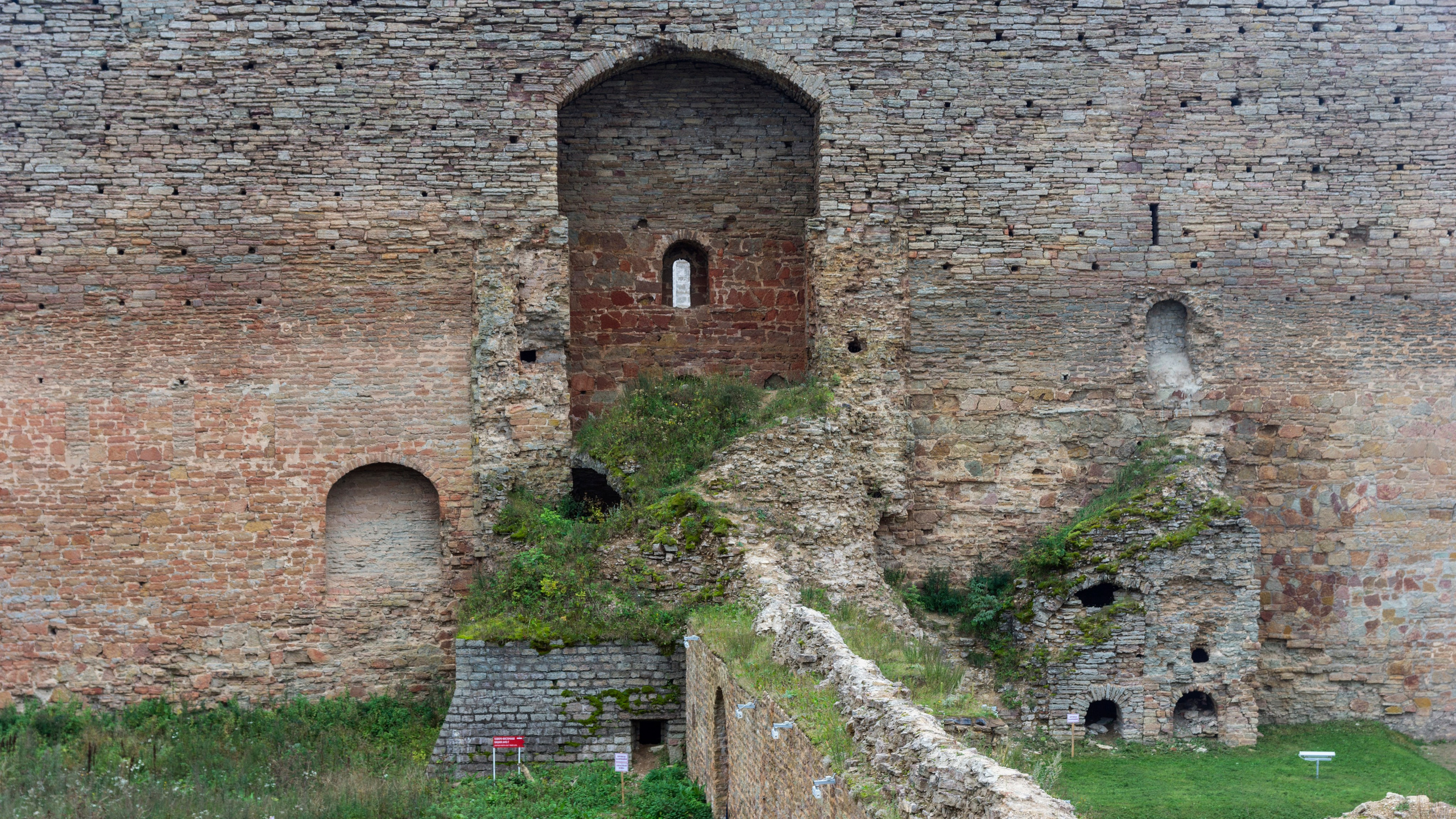 Ивангород. Фотограф-путешественник Самойлов Максим «Sly Fox»