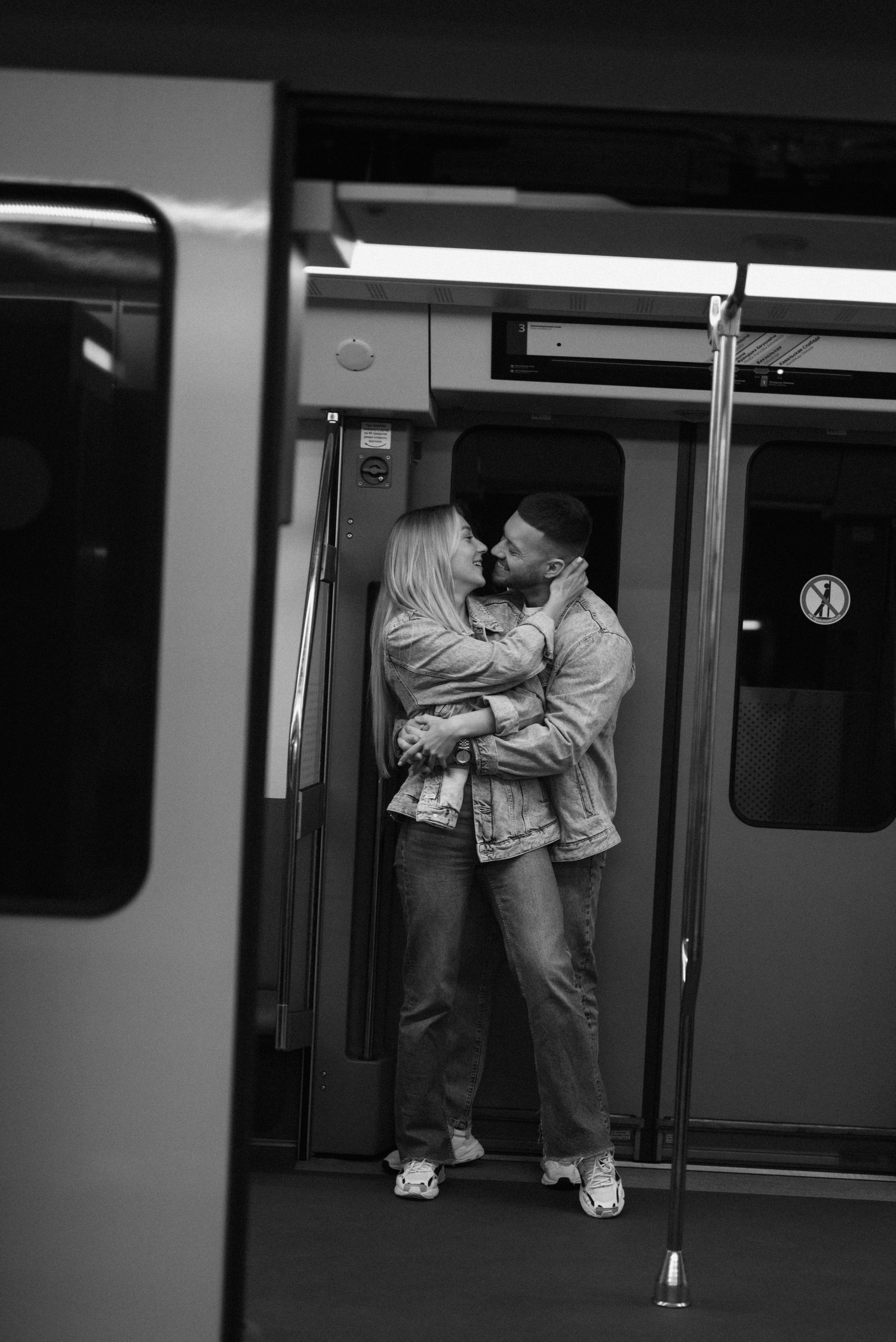 Пройдусь мурашками прямо по нам…. Свадебный фотограф в Минске и Санкт-Петербурге Вероника Аксенова