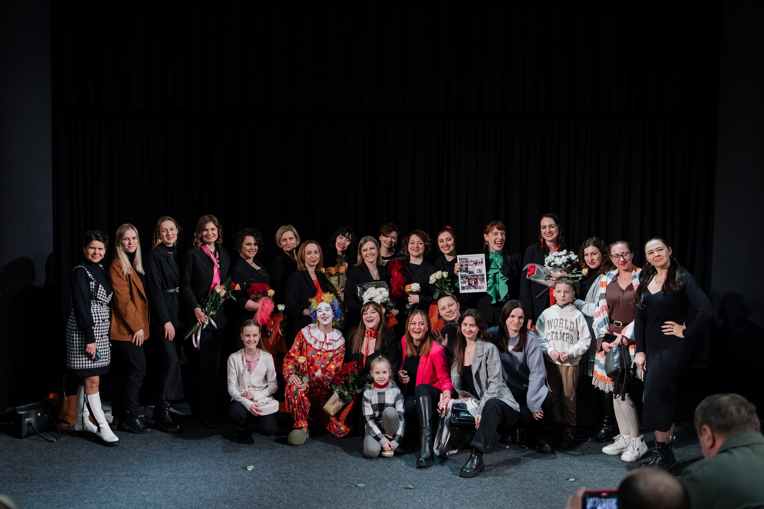 Спектакль. Свадебный фотограф