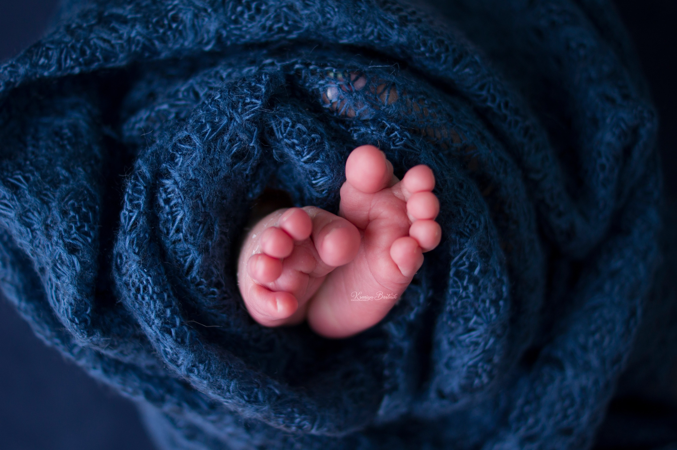 Съемка новорожденных. Профессиональный фотограф новорожденных Ксения Бортник