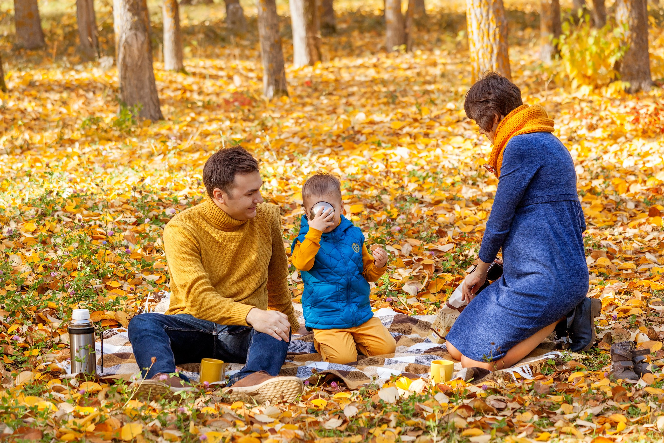 Осенняя семейная фотосессия в дендрарии города Ульяновск. Фотограф в Ульяновске Наталья Янкаускене