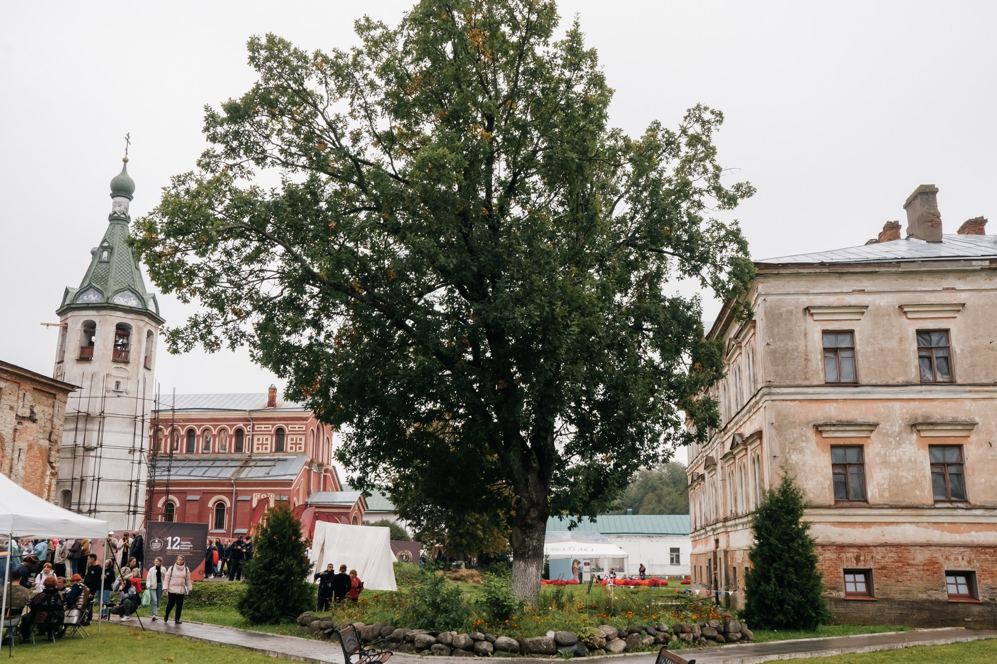 Всероссийский форум «12 подвигов Александра Невского» | Старая Ладога 2021. Репортажный фотограф в Санкт-Петербурге СПБ Алиса Ческидова на ваше мероприятие