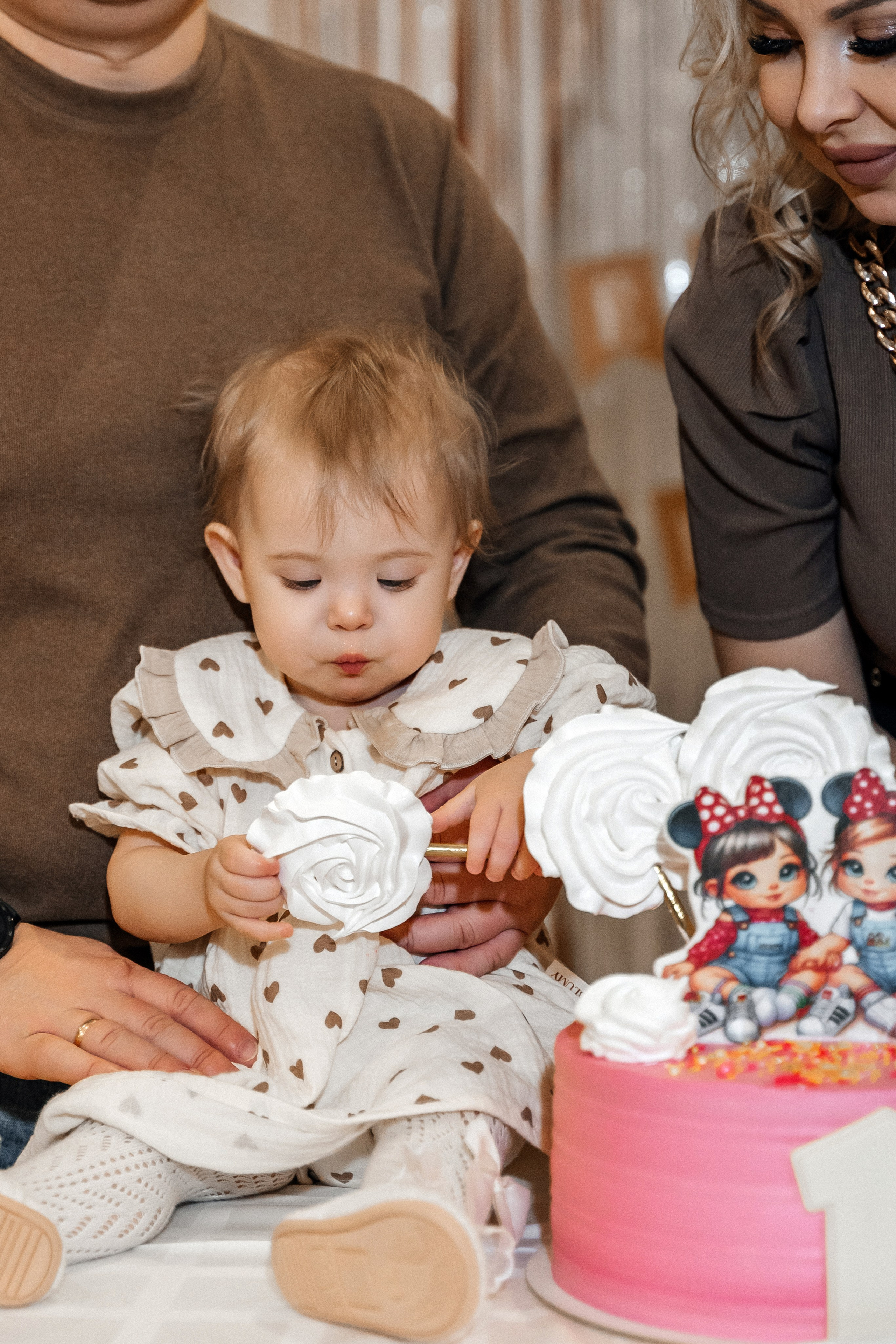 Александра и Виктория 1 годик. Семейный фотограф в Белгороде Амелина Алина