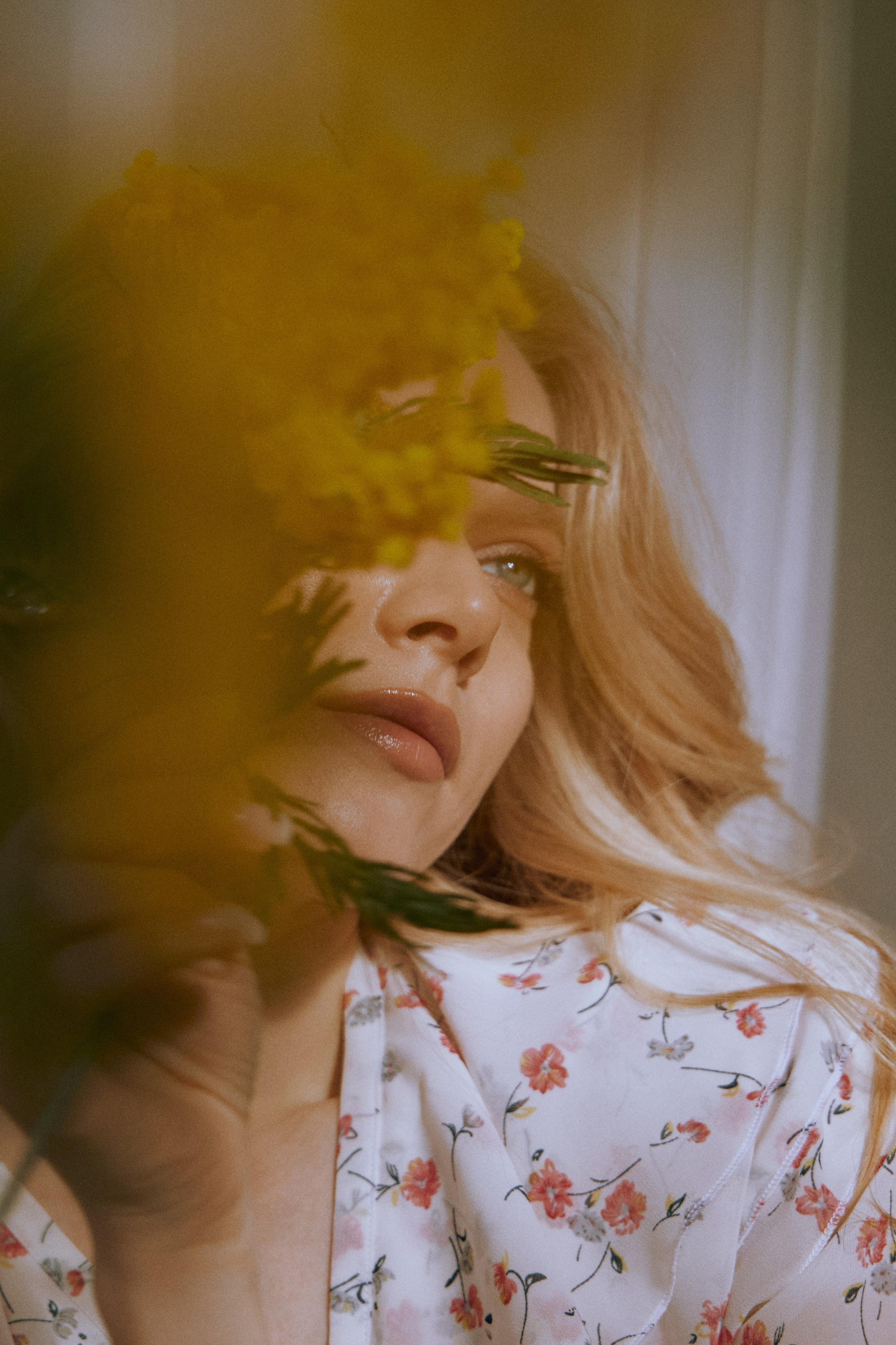 Катя в «Ля Мезон». Екатерина Богданова — портретный фотограф в Екатеринбурге | контент фото и видео съемка для бизнеса