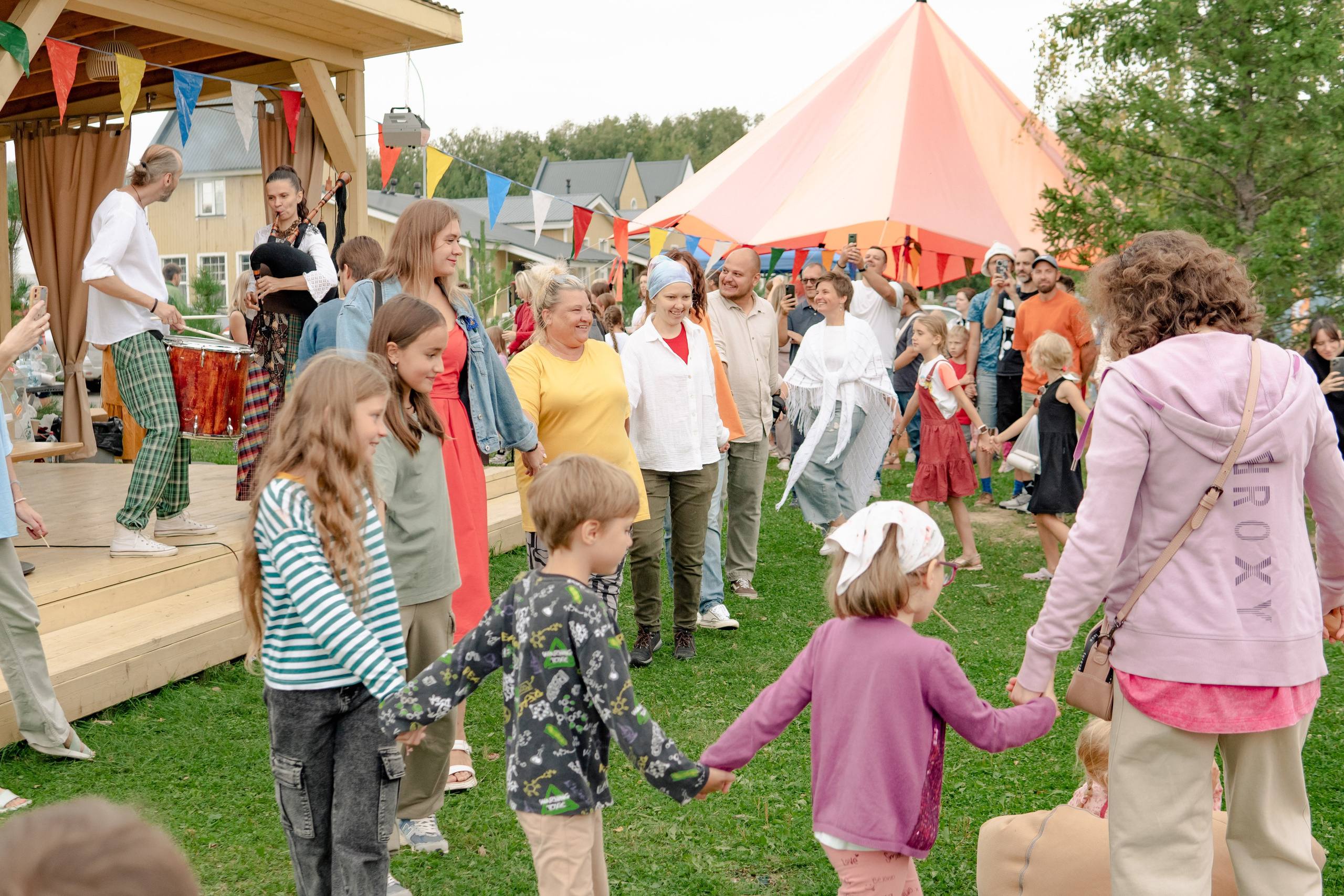 Фоторепортаж из Деревни Мира