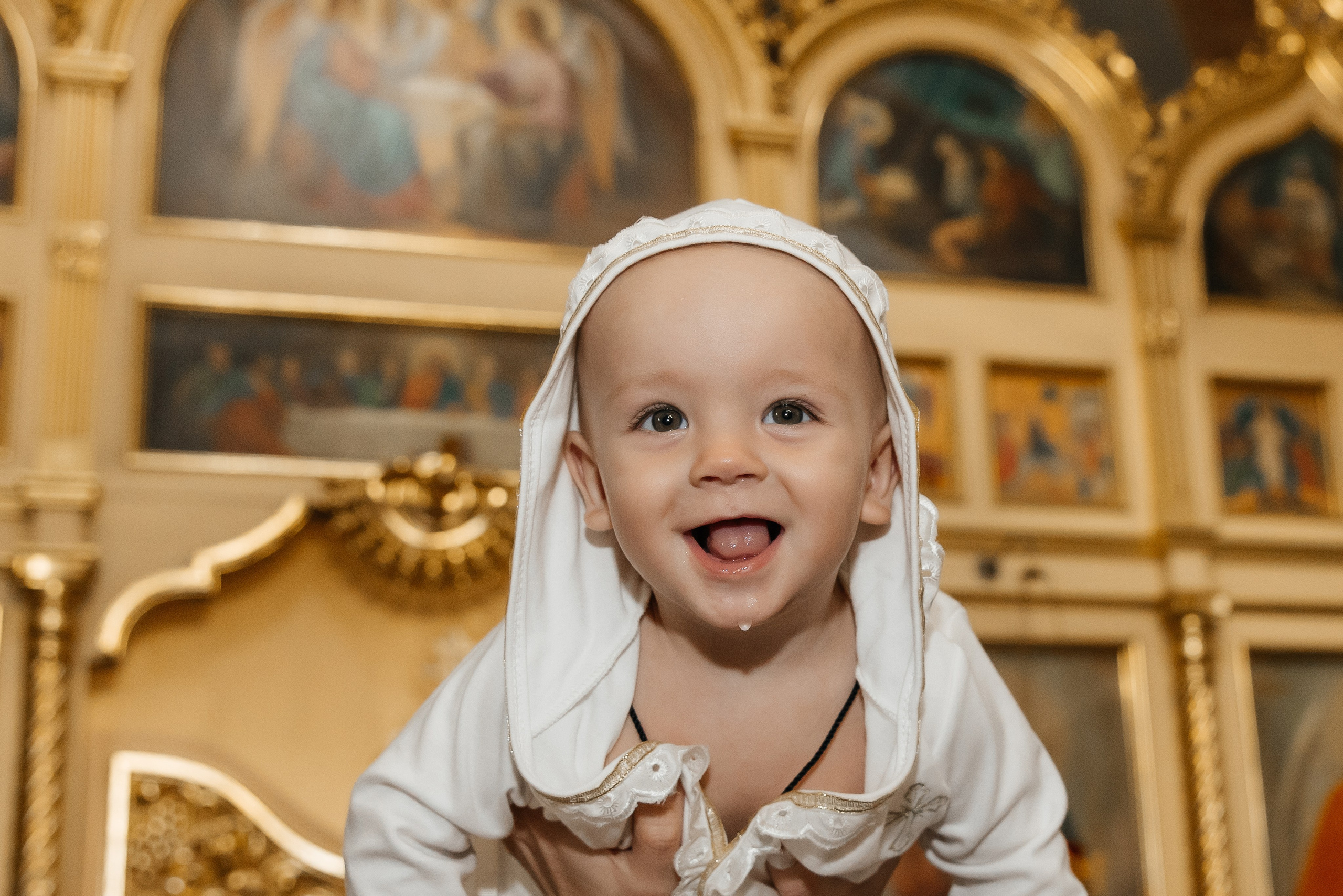 Крестины 2. Главная