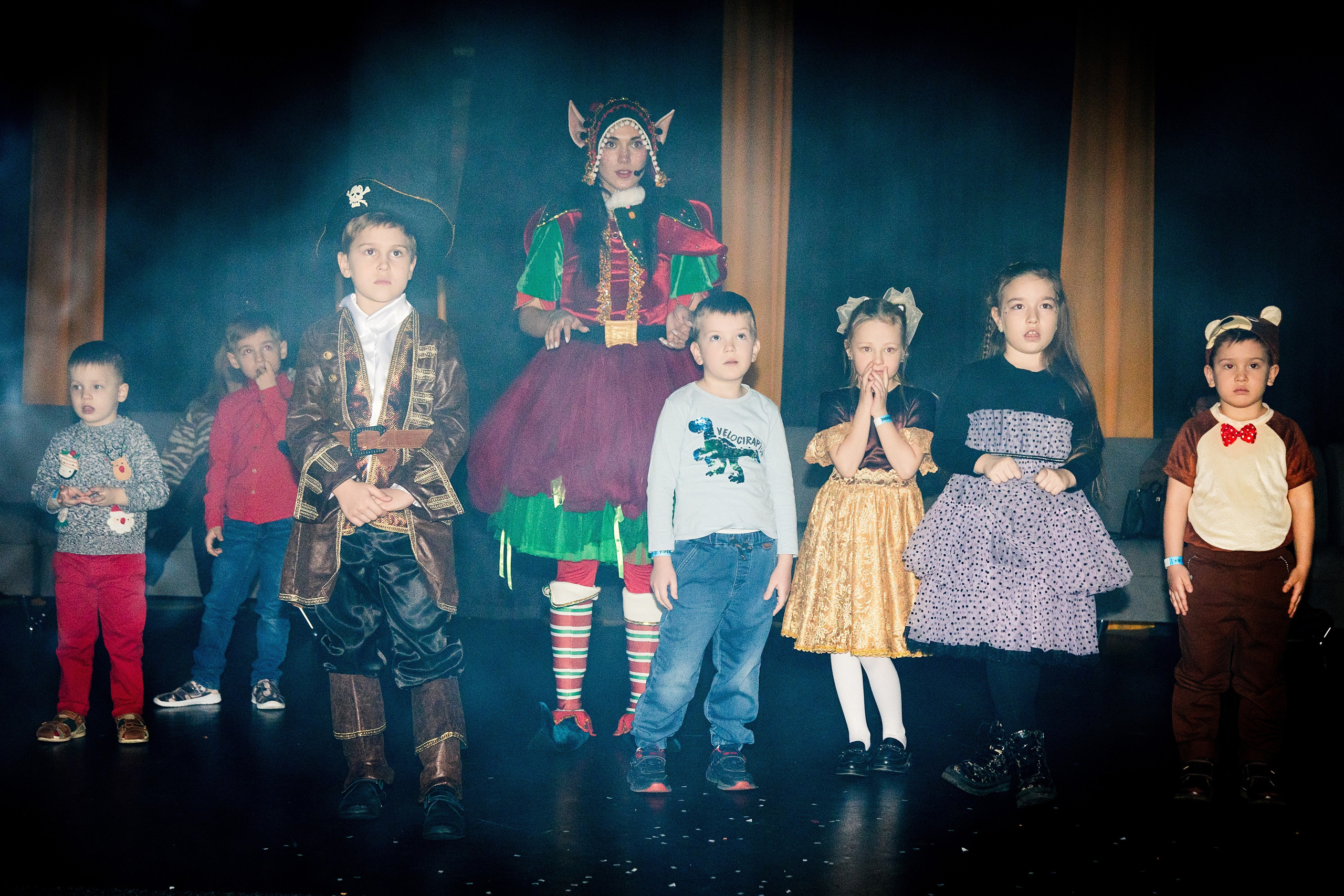 Новогодние утренники. Детский фотограф видеограф в Хабаровске Михаил Орлов