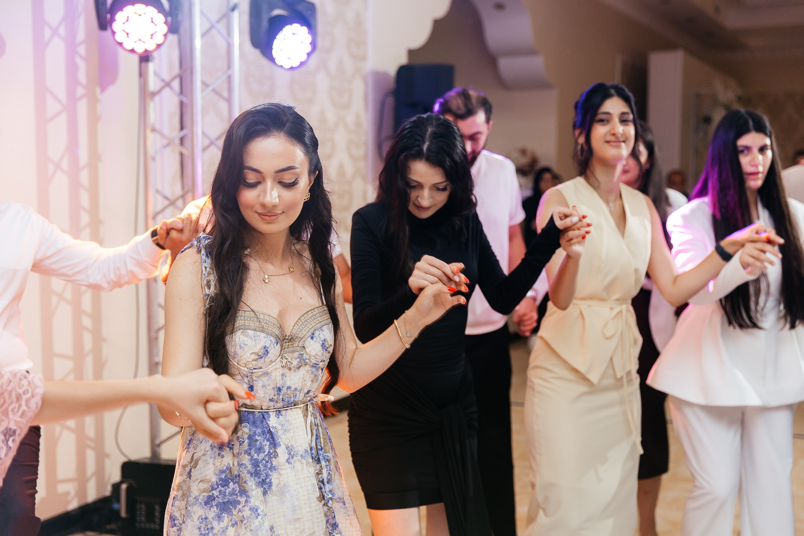 Сетрак и Марианна. Фотограф в Красноярске Надежда Воскресенская