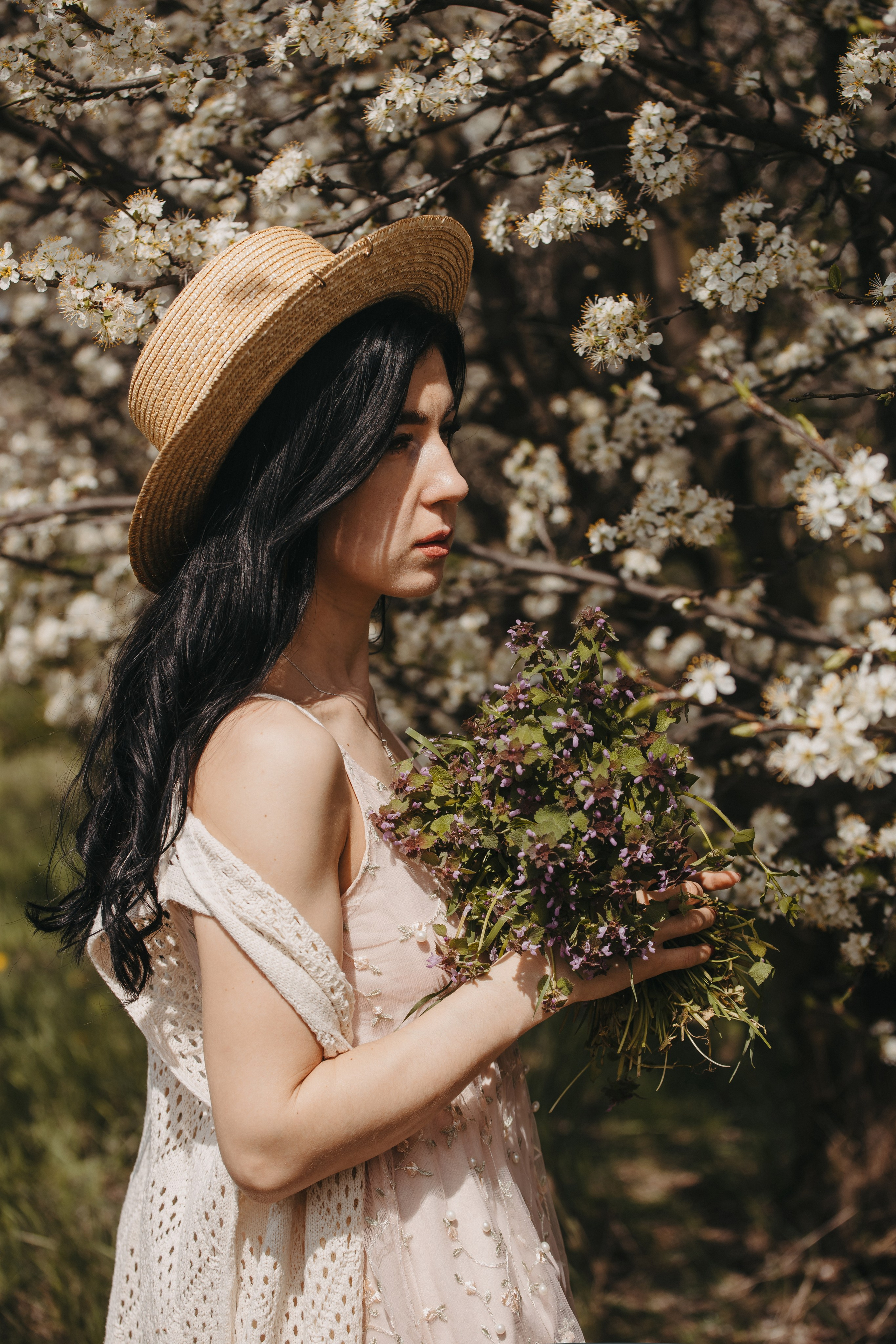 Фотосессия в цветущем яблоневом саду. Свадебный и семейный фотограф в Краснодарском крае Мария Данилкина