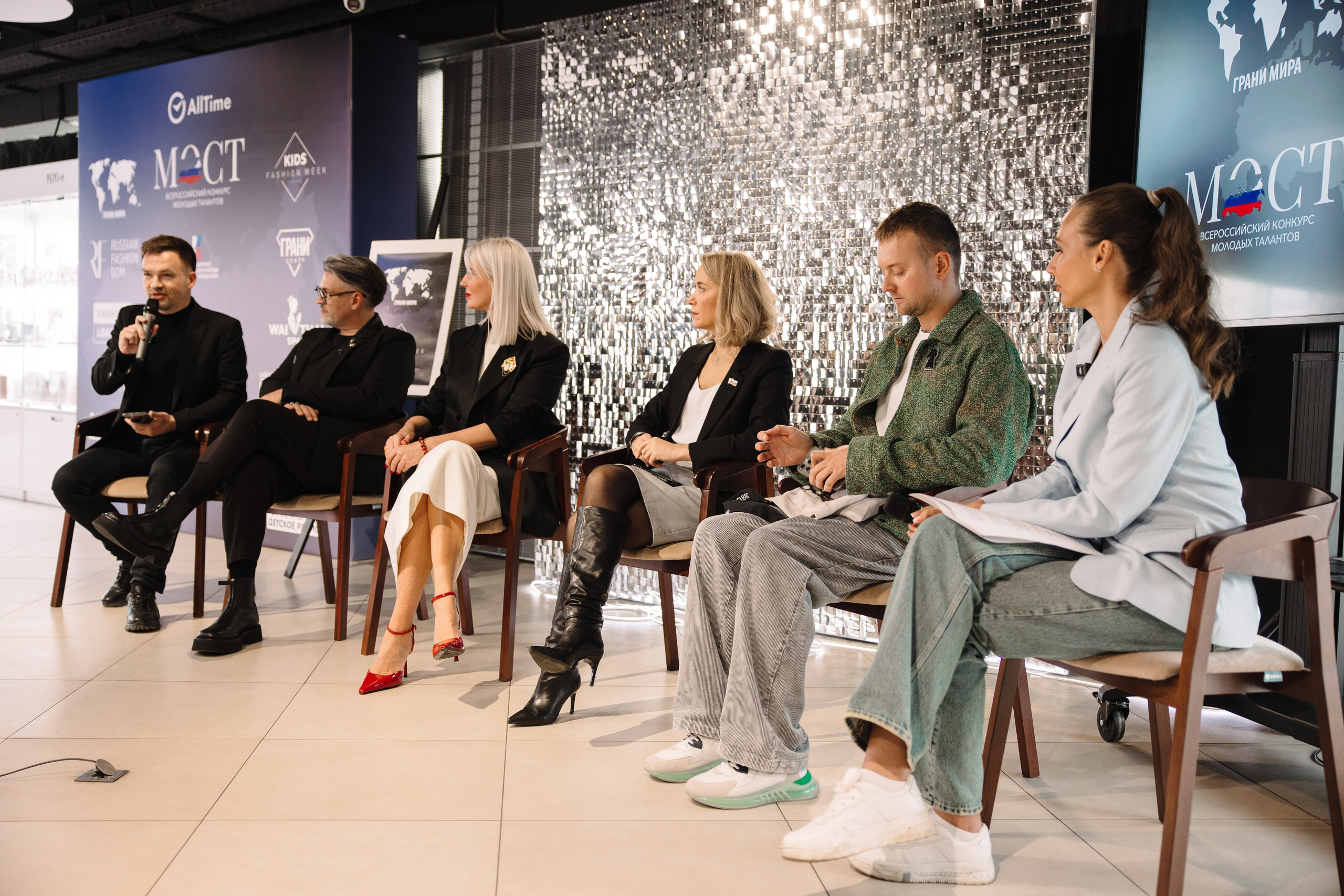 Пресс-конференция Всероссийского конкурса молодых талантов «МОСТ». Контент фотограф в Москве и области Елена Кулакова