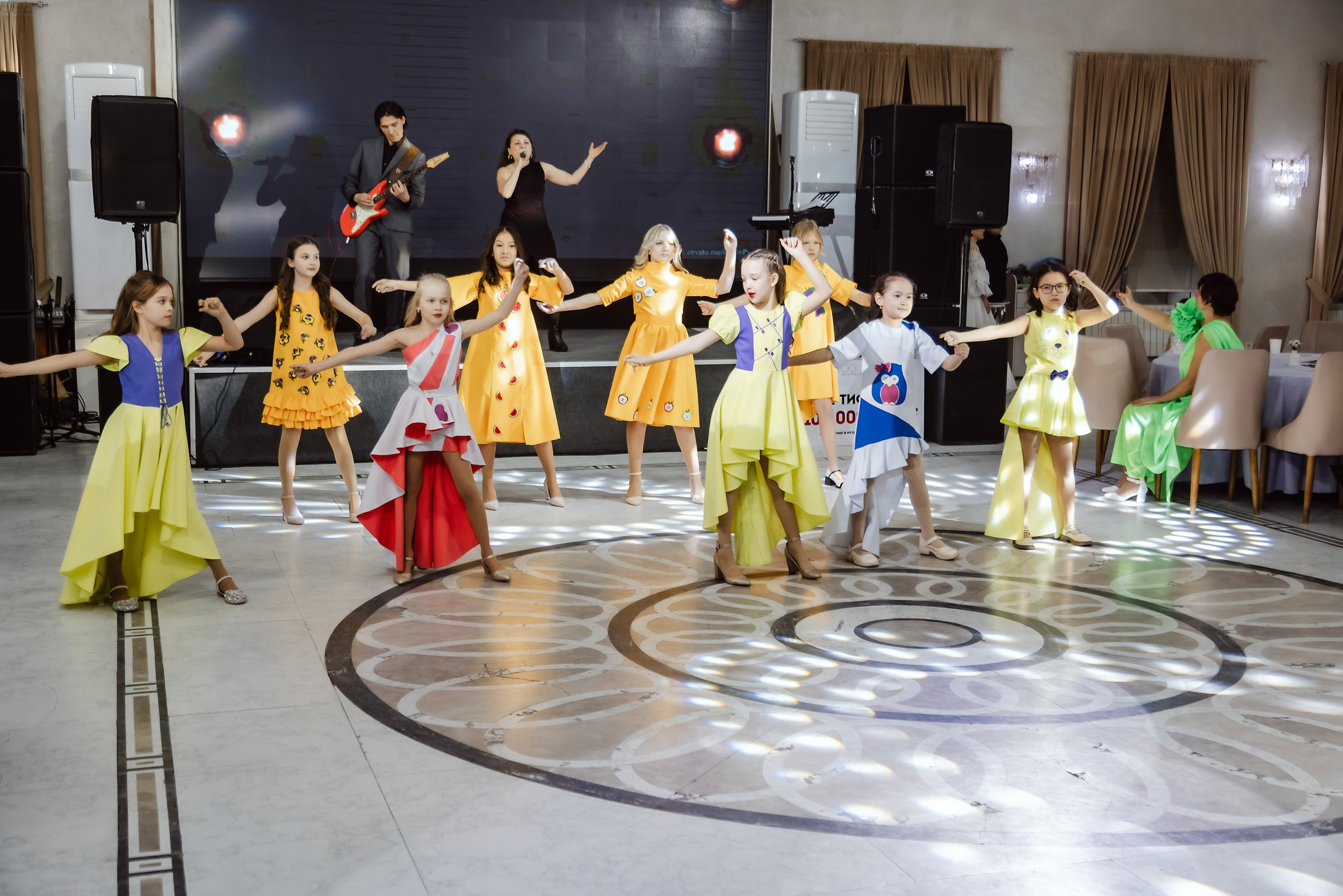 Большой Отчетный Бал Музыкального Дома Голос. Кипятком Павлодар