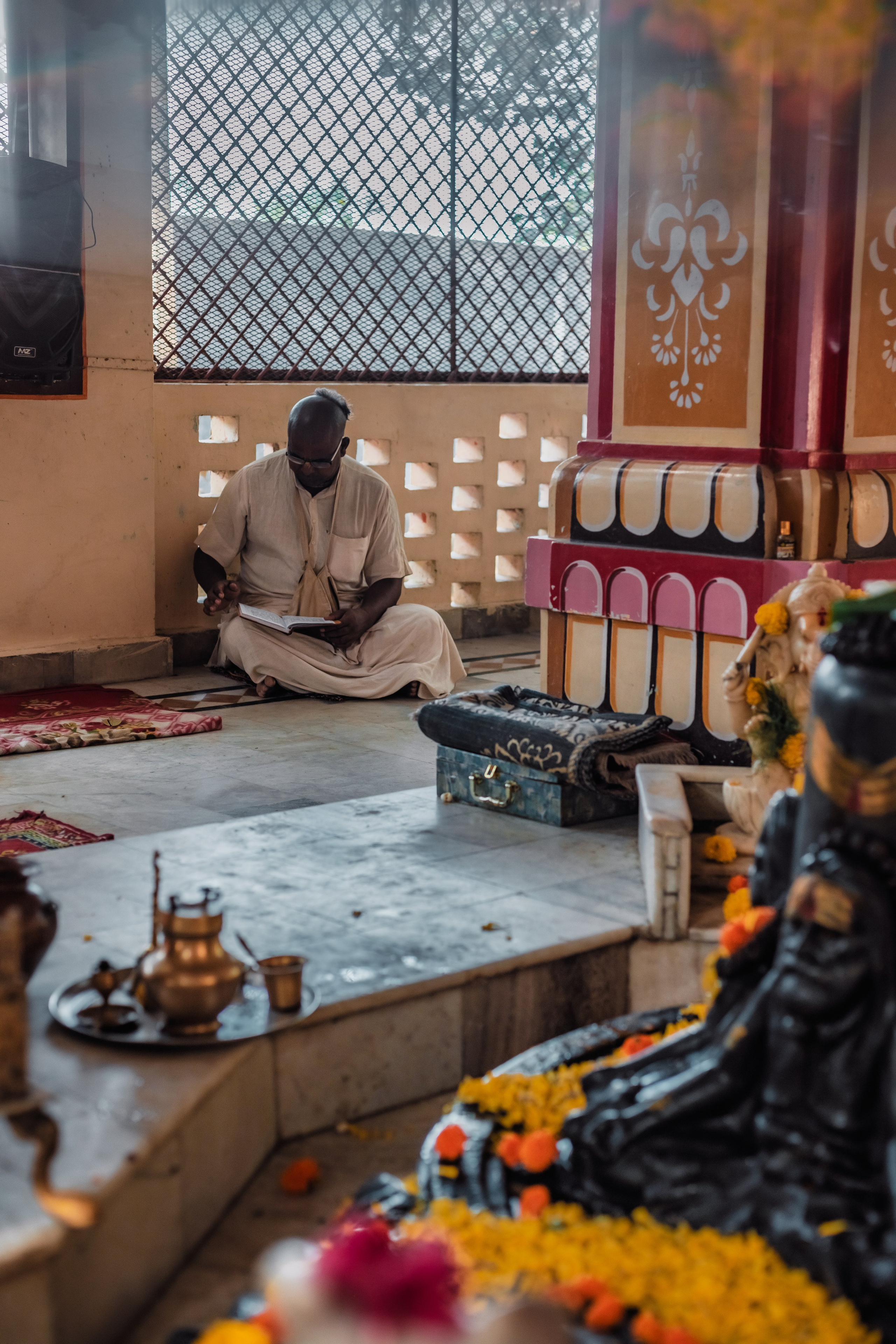 Devraha baba ji ashram life 2025. Mariam Bagdasaryan