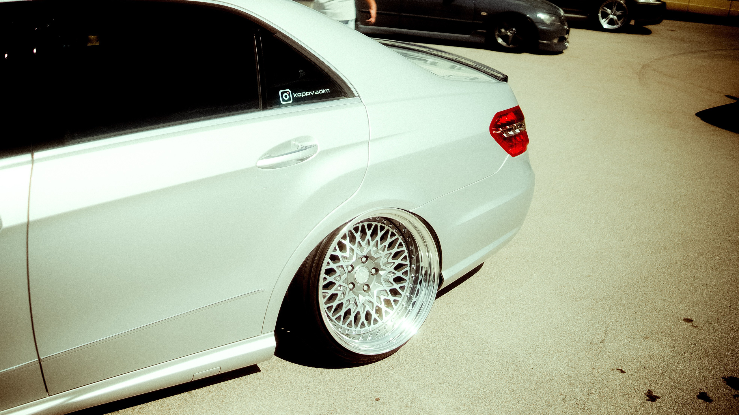 Съемка автомобильной выставки GET IT LOW в Новосибирске. Фотограф в Новосибирске Владислав Унтерберг