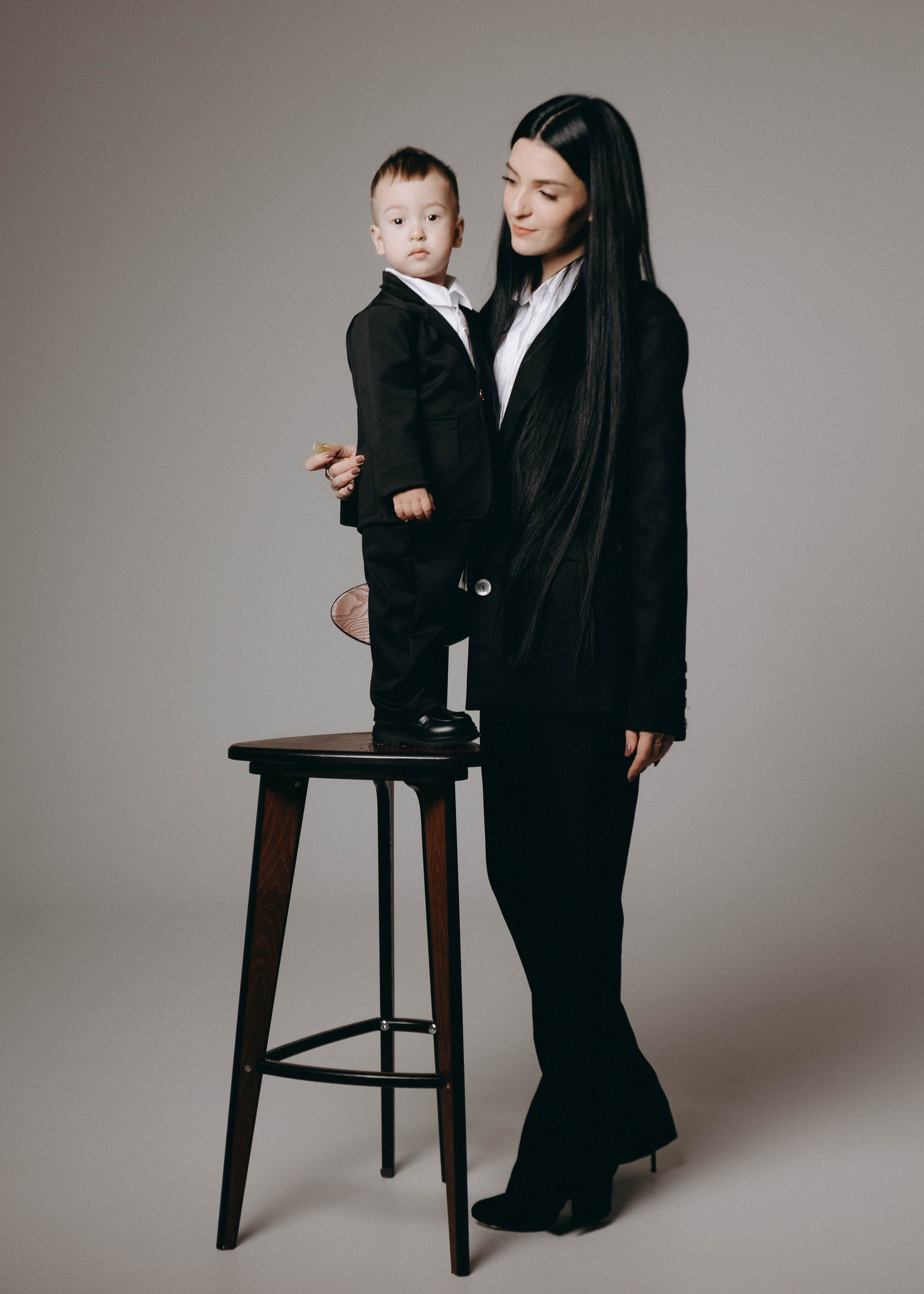 Эмиру 2 годика (на циклораме). Семейный фотограф Софи Симакова в Волгограде и Волжском