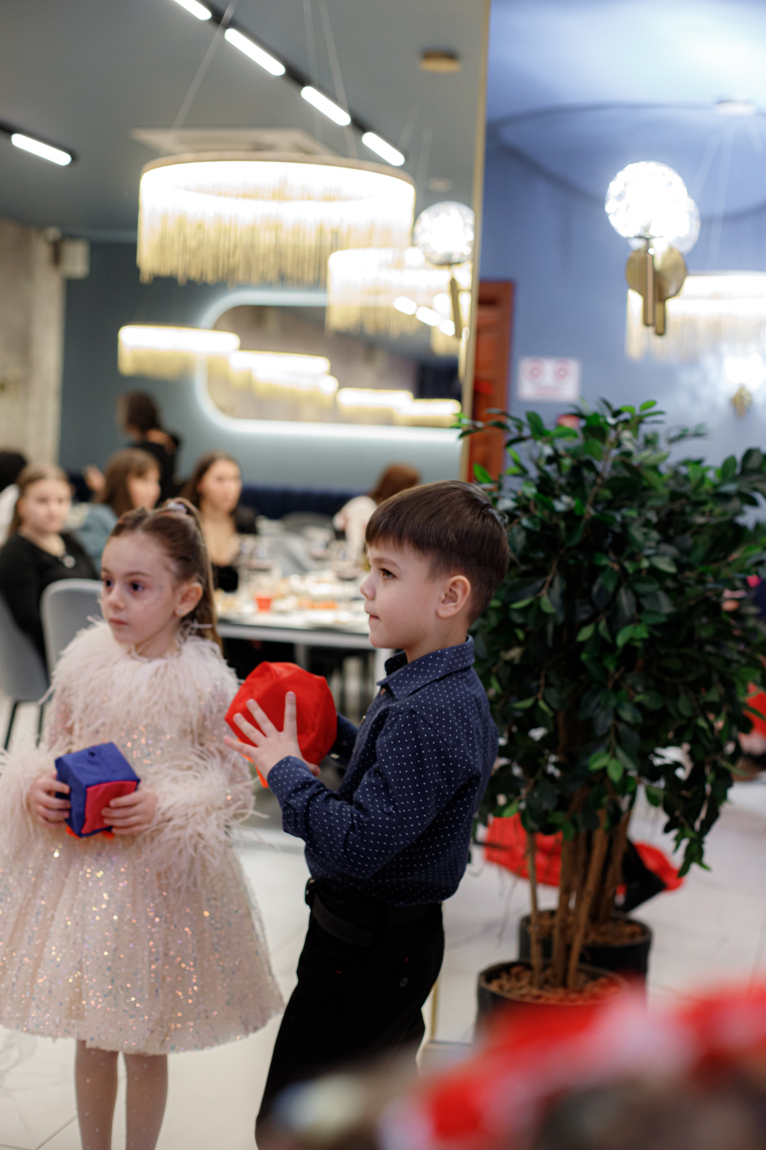 ASIA'S BIRTHDAY PARTY. Photokarish