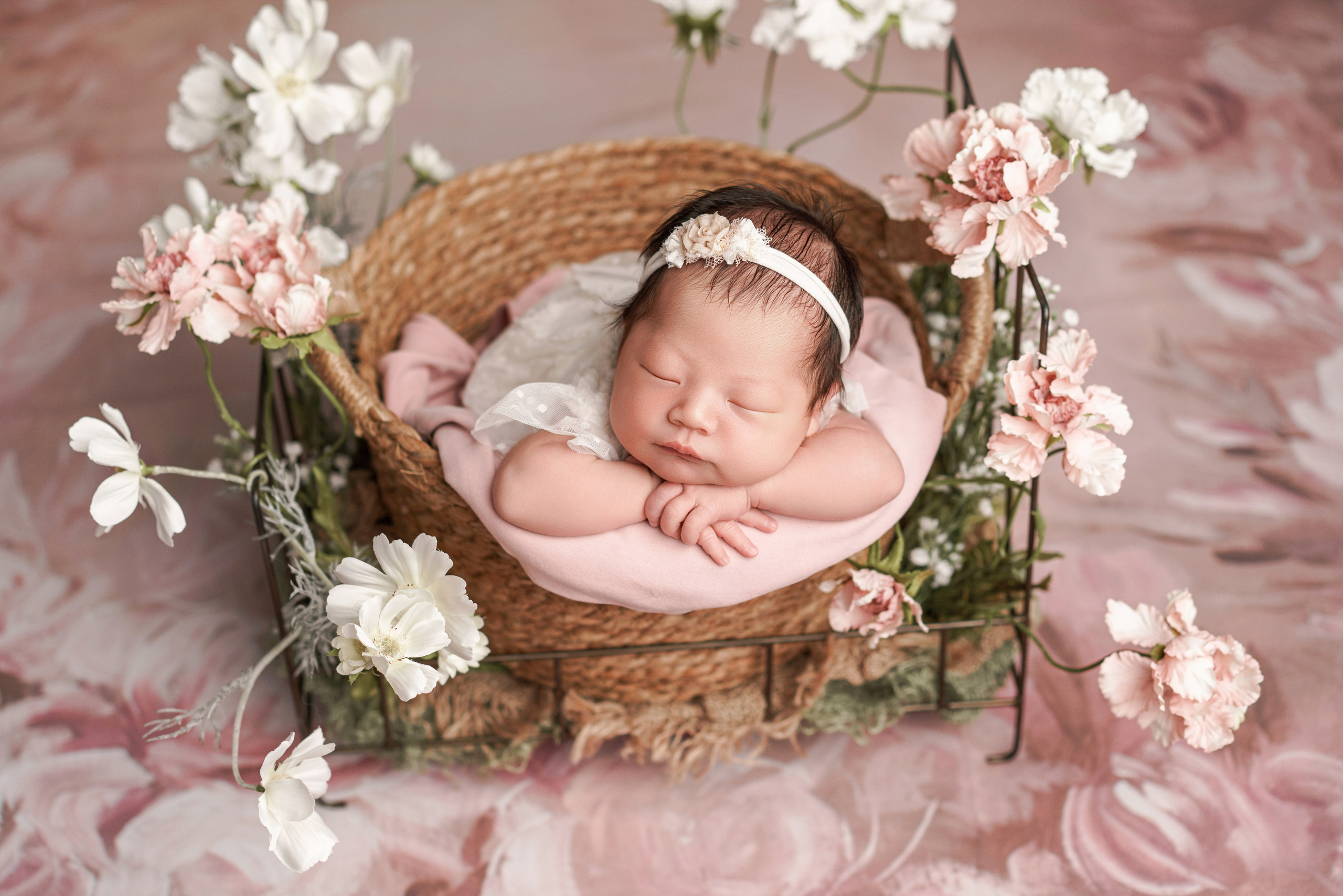 Фотосессия новорожденных | Галерея трогательных кадров малышей в стиле newborn. Фотосессия новорожденных в Москве и Московской области | Профессиональный фотограф newborn — Татьяна Иванова