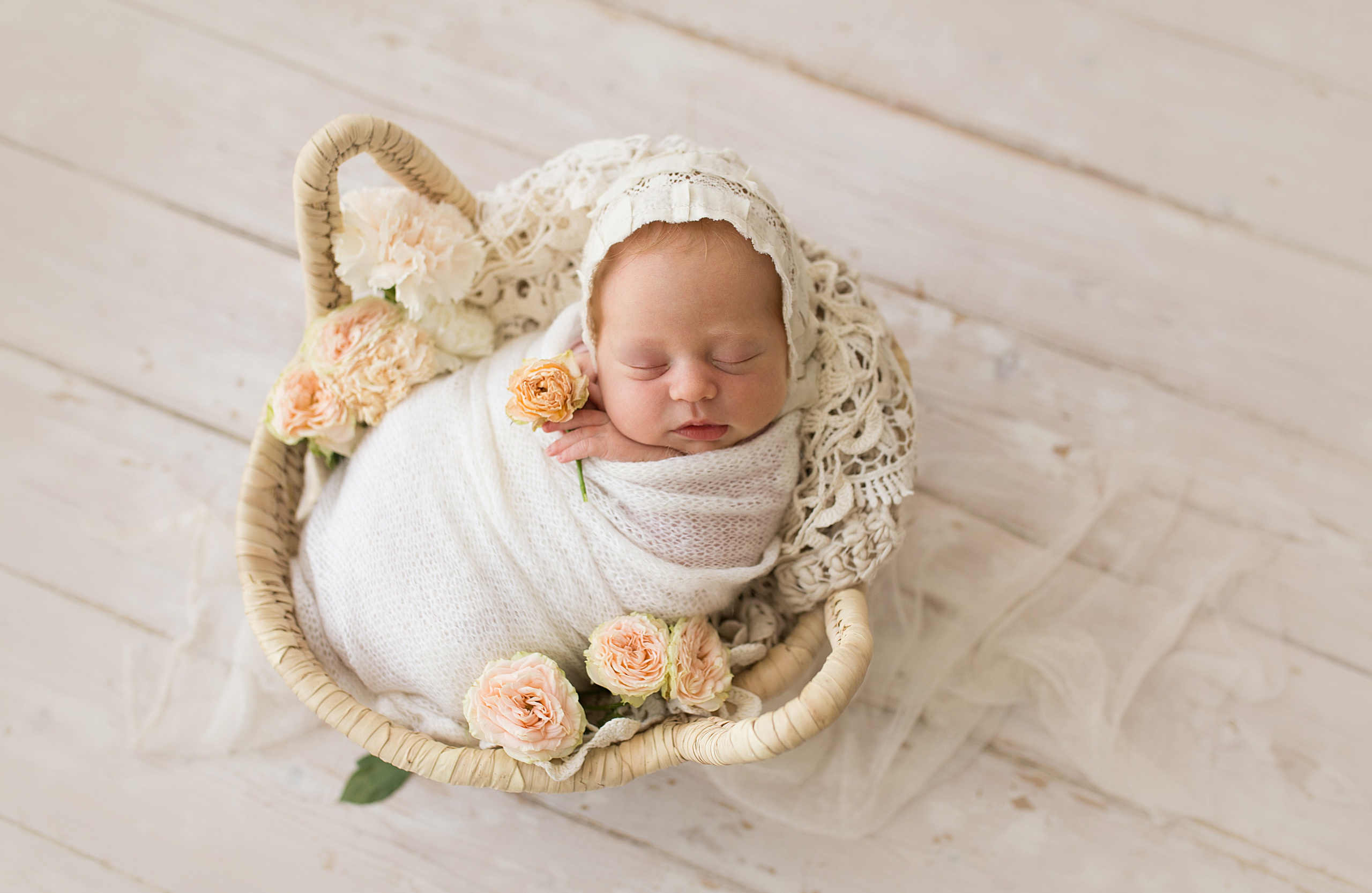 Фотосессия новорождённого. Фотограф новорождённых малышей и детский фотограф В Казани Лана Максим