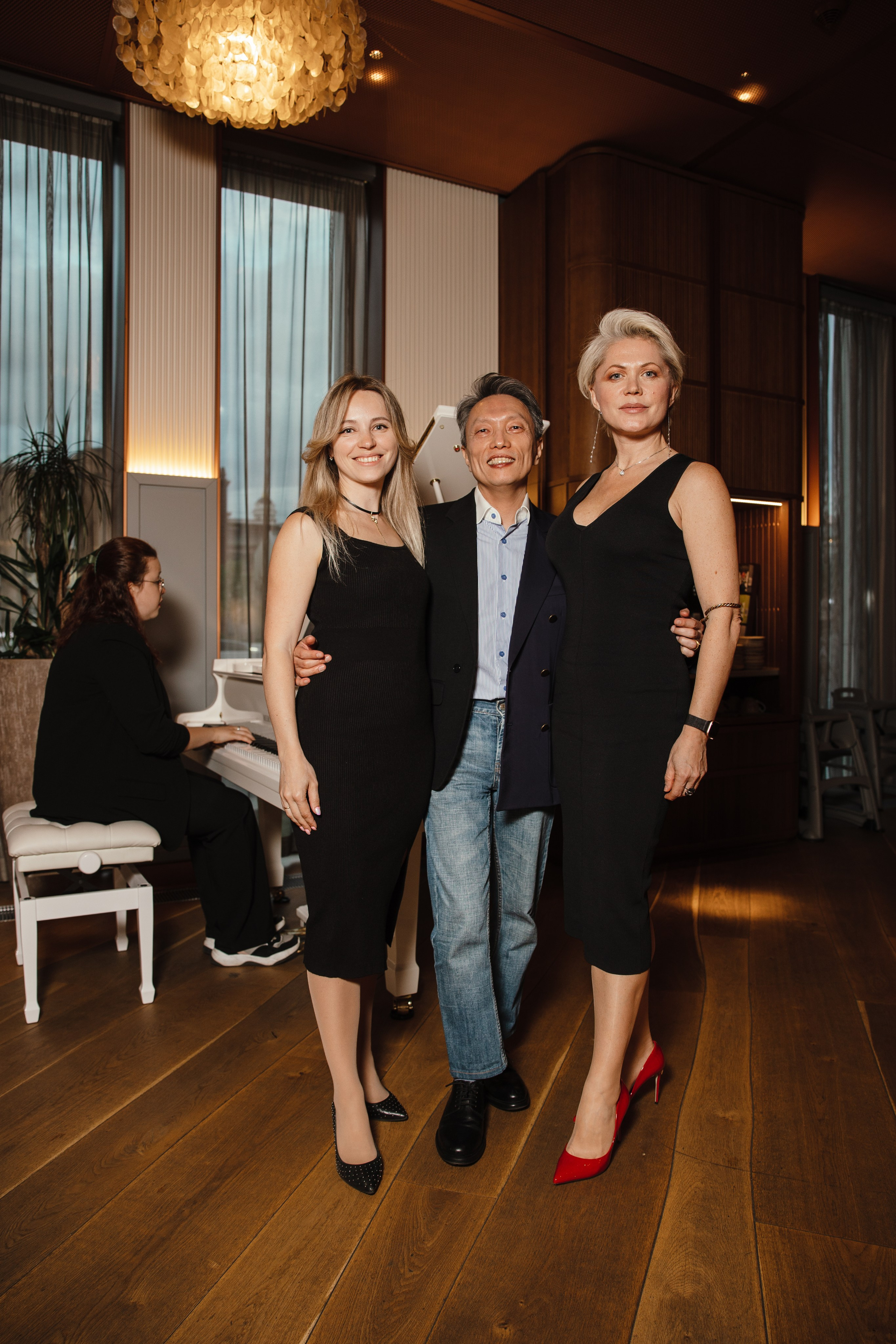 Презентация Russian Fashion Dom в ресторане Shagal. Контент фотограф в Москве и области Елена Кулакова