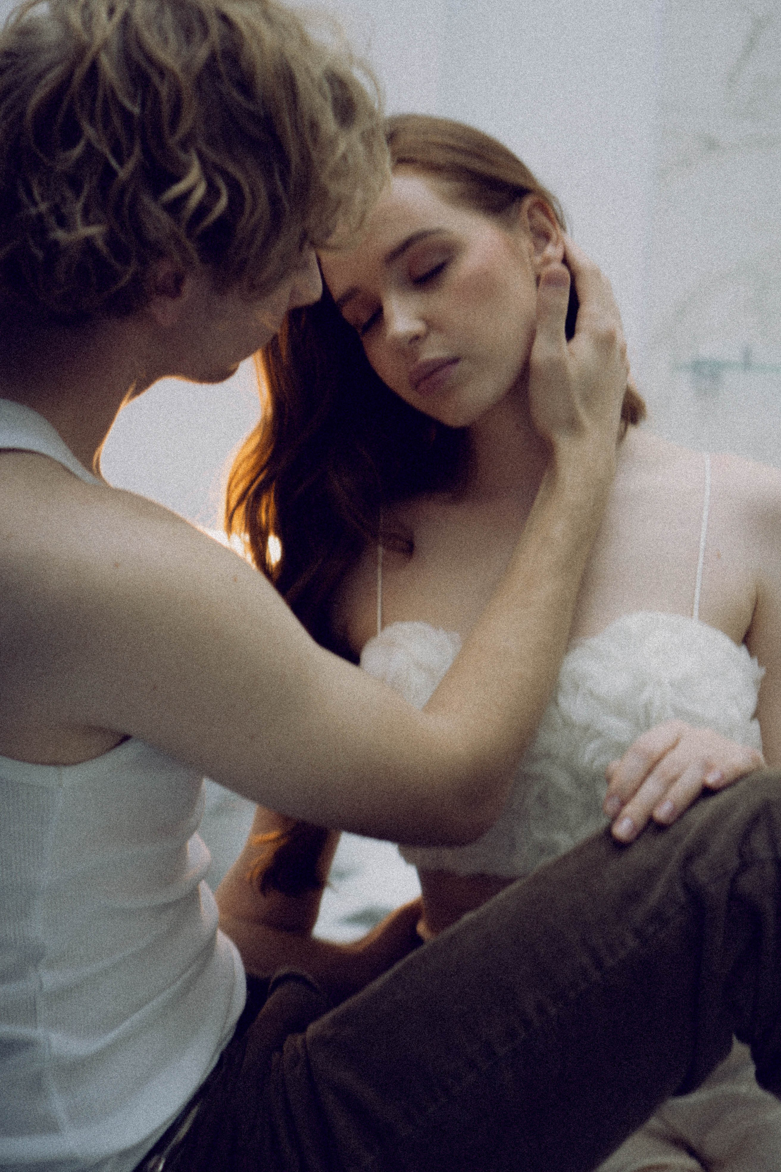 СВАДЕБНАЯ СЬЕМКА В ОТЕЛЕ. СБОРЫ ЖЕНИХА И НЕВЕСТЫ И ТАКЖЕ ТОР И ПОДГОТОВКА К ПРОГУЛКЕ. Профессиональный фотограф, Санкт-Петербург — Виктория Богомолова