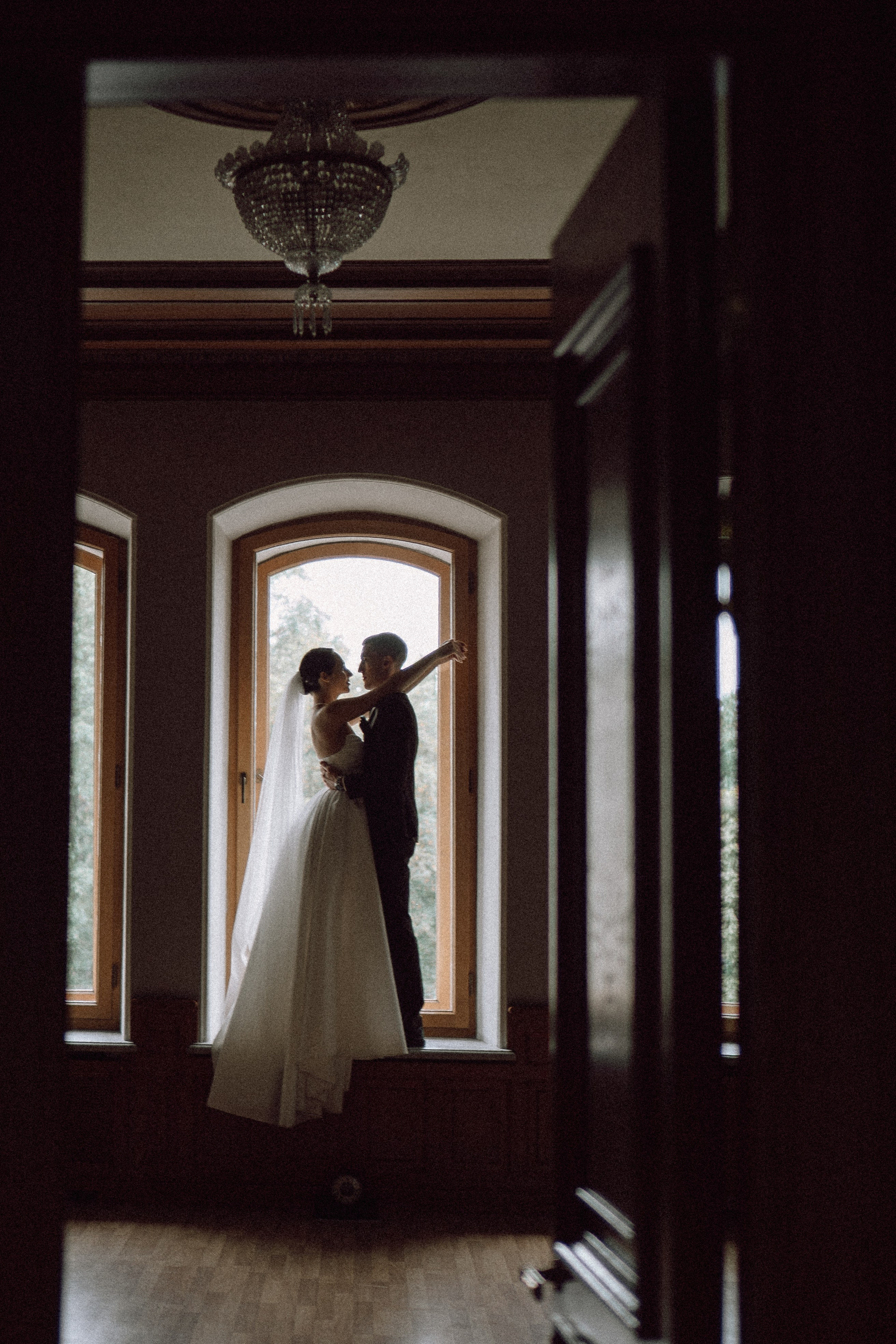 СВАДЕБНАЯ ПРОГУЛКА В САНТК-ПЕТЕРБУРГЕ (ИСАКИЕВСКИЙ СОБОР, ЗИМНЯЯ КАНАВКА, ЭРМИТАЖ И БОЛЬШАЯ МОРСКАЯ УЛИЦА). Профессиональный фотограф, Санкт-Петербург — Виктория Богомолова