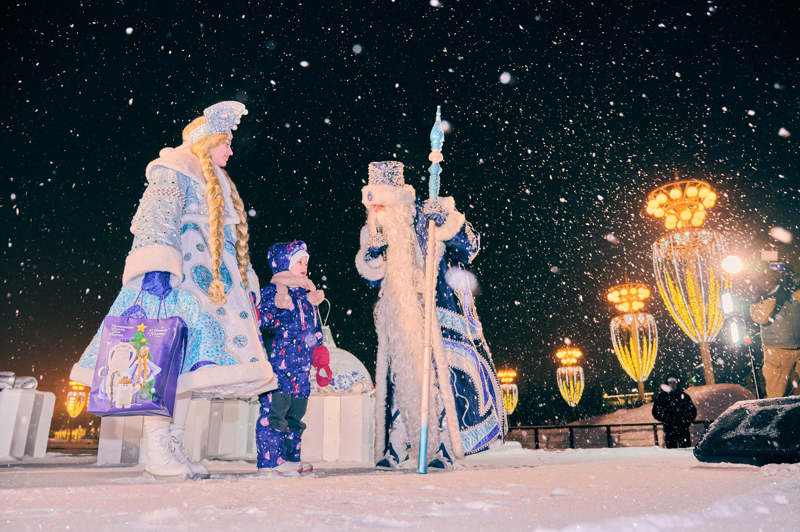 Линия жизни и Дед Мороз на ВДНХ. Никита Хохловский фото и видео продакшн