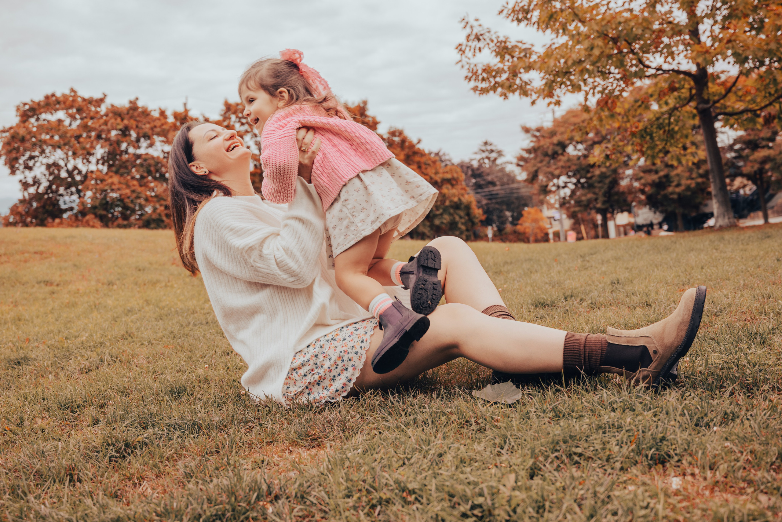Family Photographer in Toronto — Natural Family & Lifestyle Photography | Khorosheva Irina