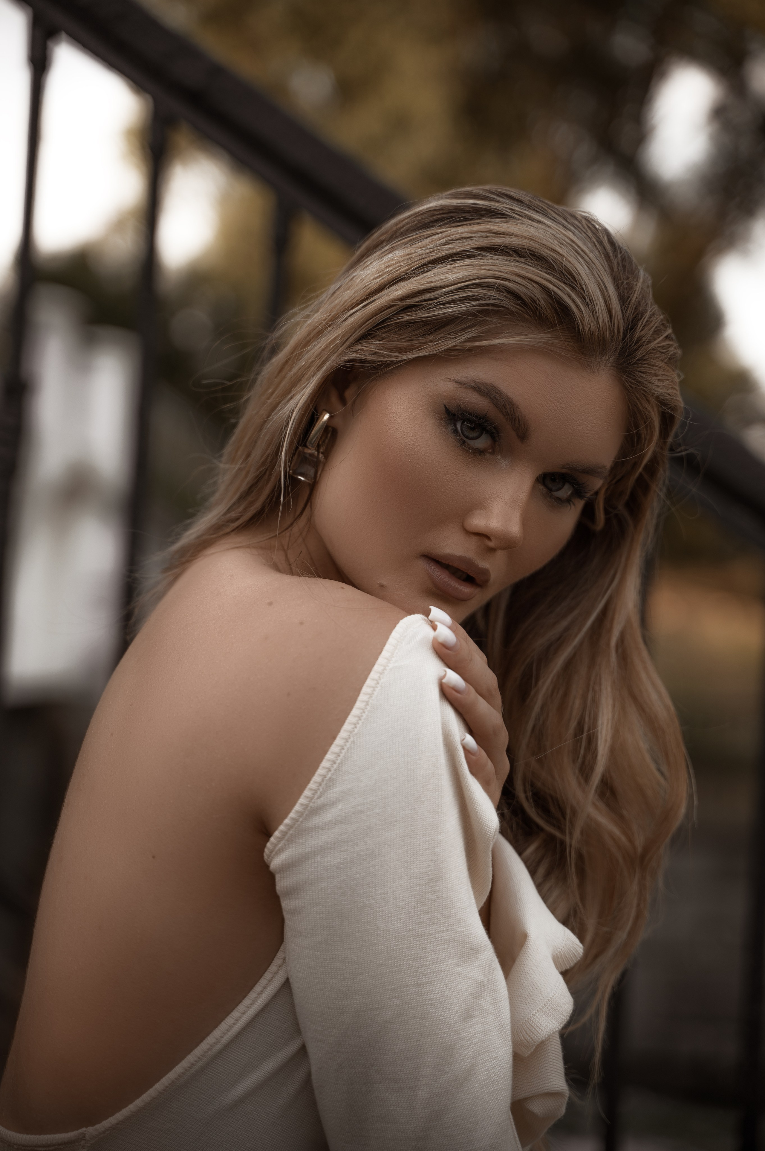 индивидуальная фотосессия, фотограф Минск: фотограф Беларусь, фотосессия в Минске, заказать фотосессию, Фотограф Ольга Шаповалова (Жардецкая), съемка для берендов Минск, съемка на улице, стрит фотосессия, фотосессия с полным образом, макияж Минск, прическа Минск, ретушер, свадебная фотосессия, портрет, женский портрет, съемка влюбленных, свадебная фотосессия минск, прогулочная фотосессия, локации для съемок минск. минское море, фотосессия в парке, фотосессия на минском море, потосессия со стилистом, фотосессия с полным образом, журнальная съемка,