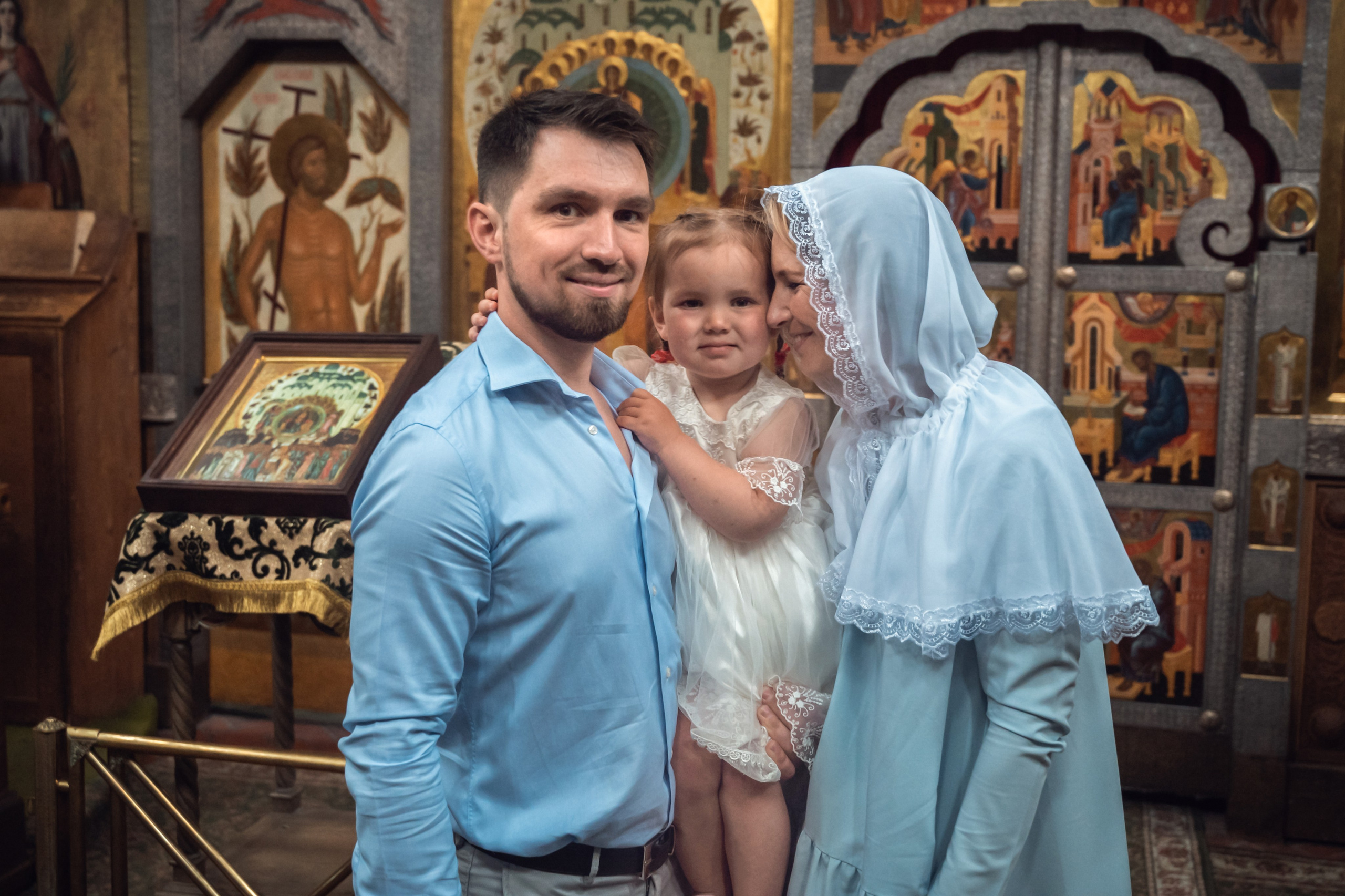 Крещение Марии храм на Мосфильмовской. Фотограф Алёна Мил