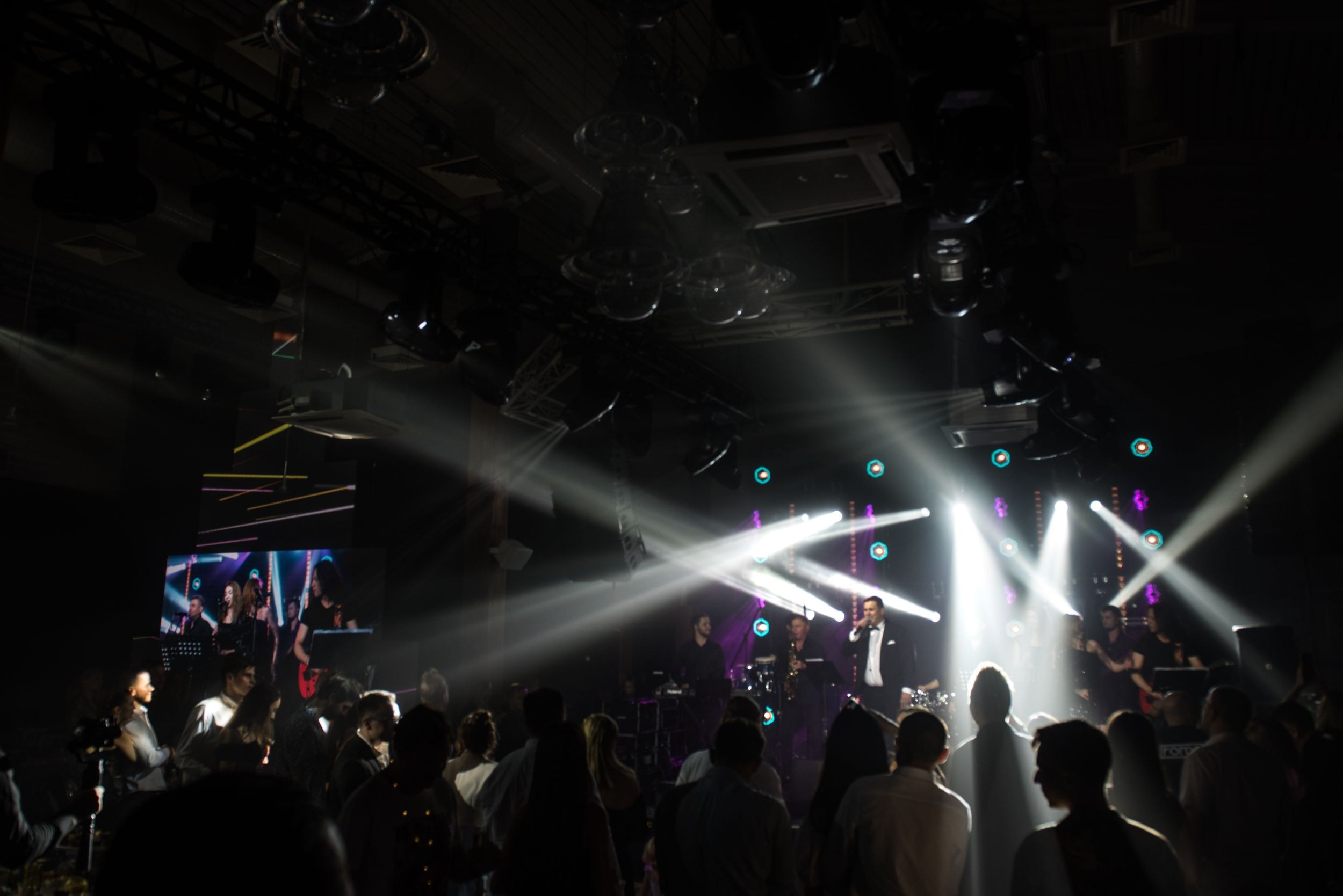 Организовать день рождения Ростов. Студия событий ДЕЙЗИ. Организация мероприятий. Свадебное агентство в Ростове-на-Дону. Свадебный организатор. Организация свадьбы под ключ