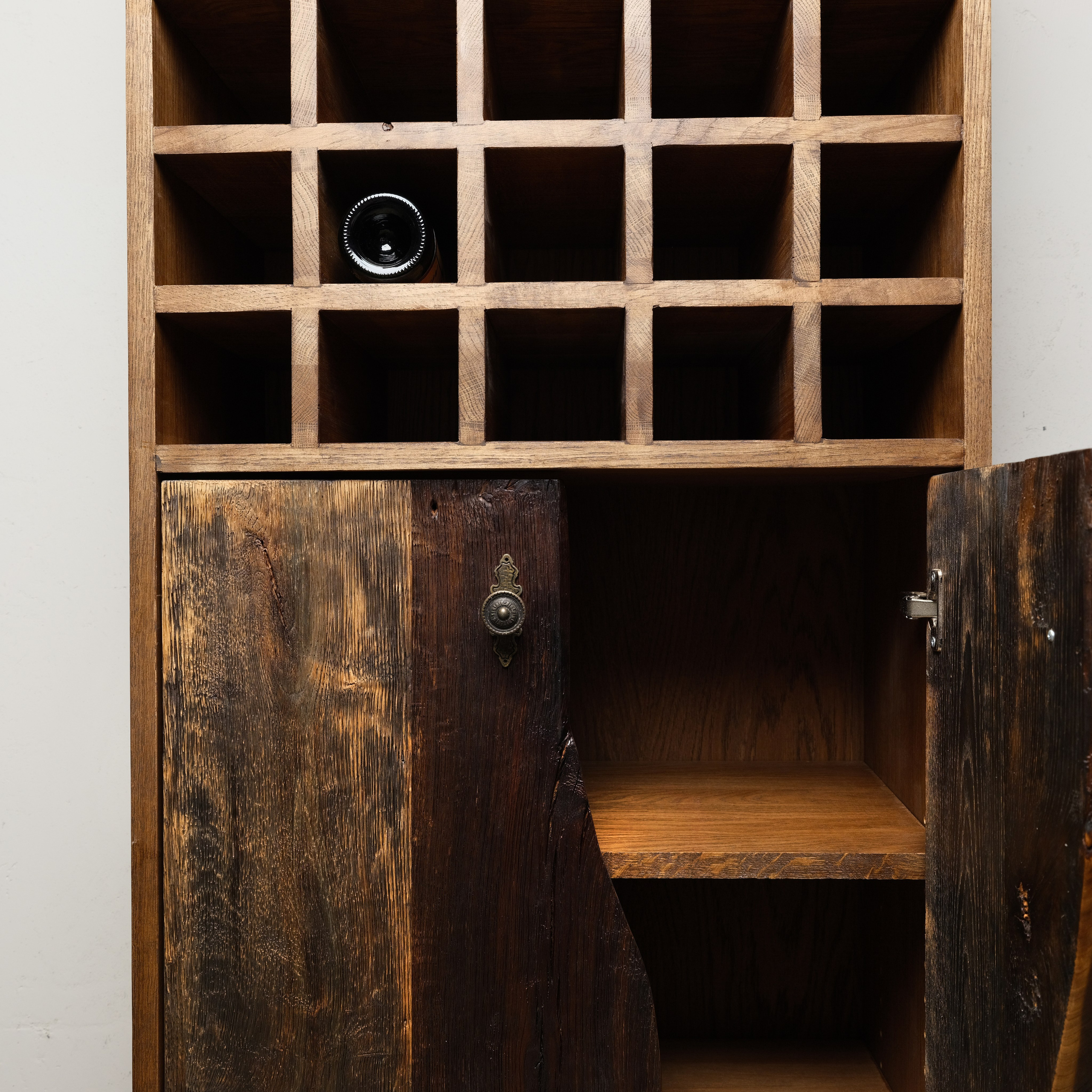 Винный шкаф 198.000. Комплект контора