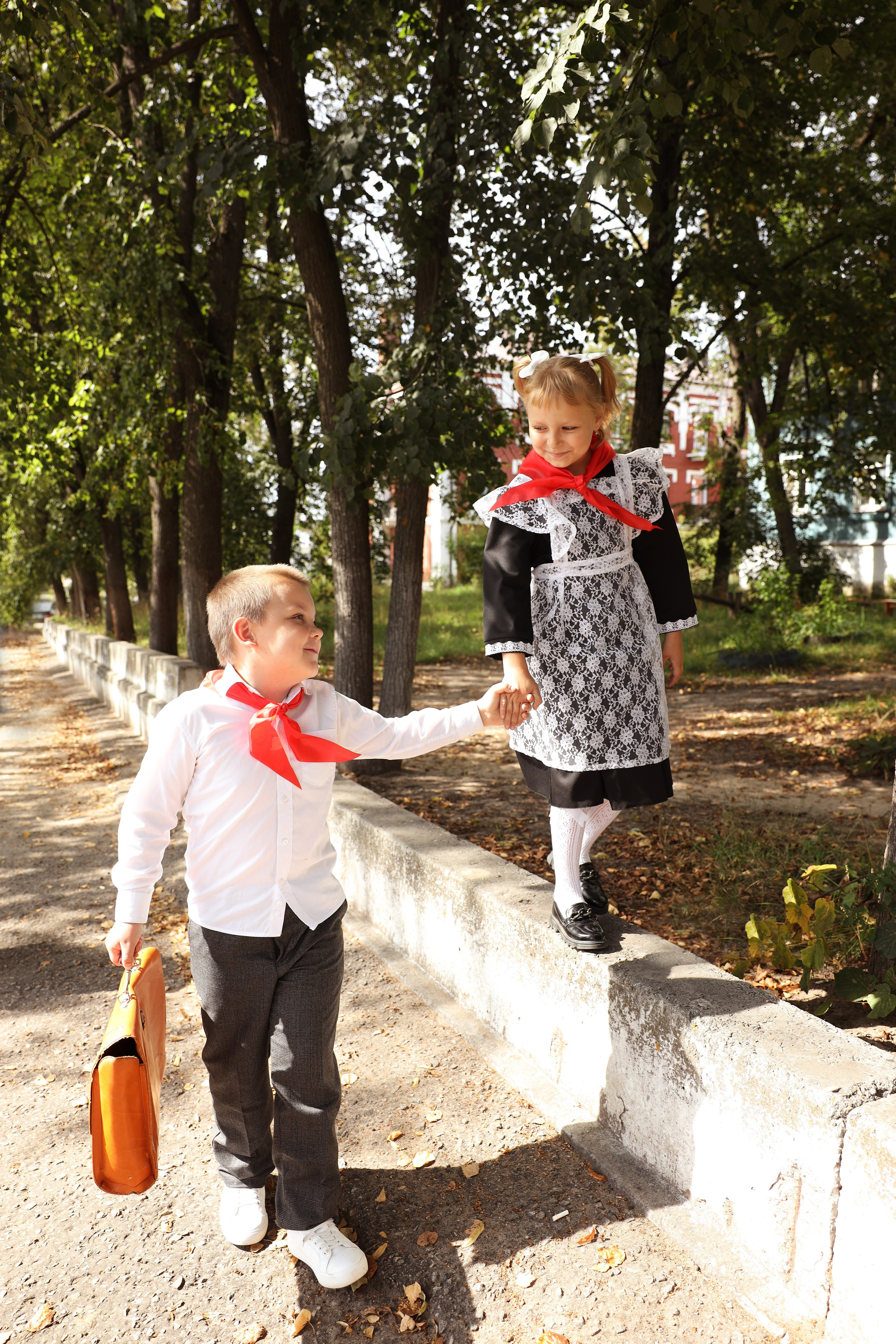 Пионерский галстук и счастье в глазах. Семейный и детский фотограф г. Москва Супрунова Кристина