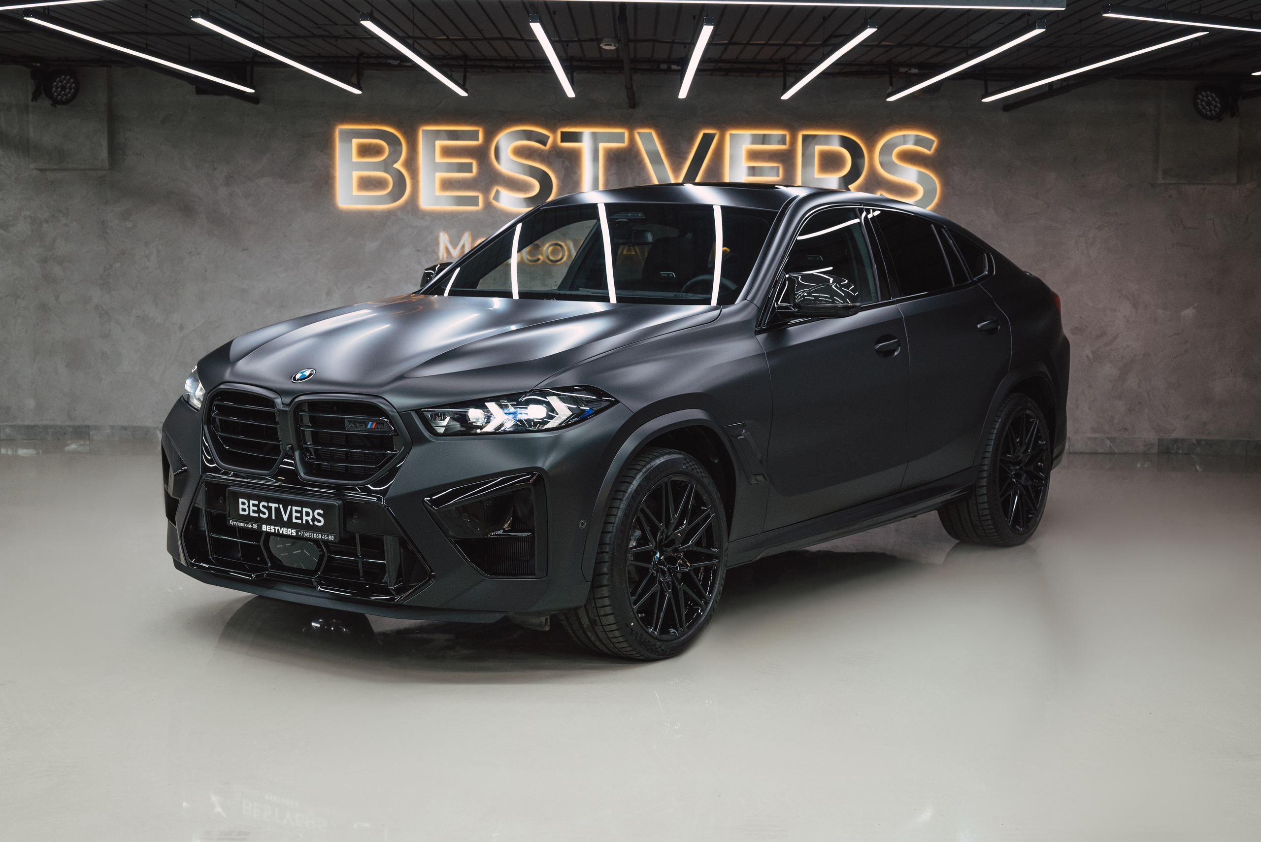 BMW X6M матовый. DeLorein