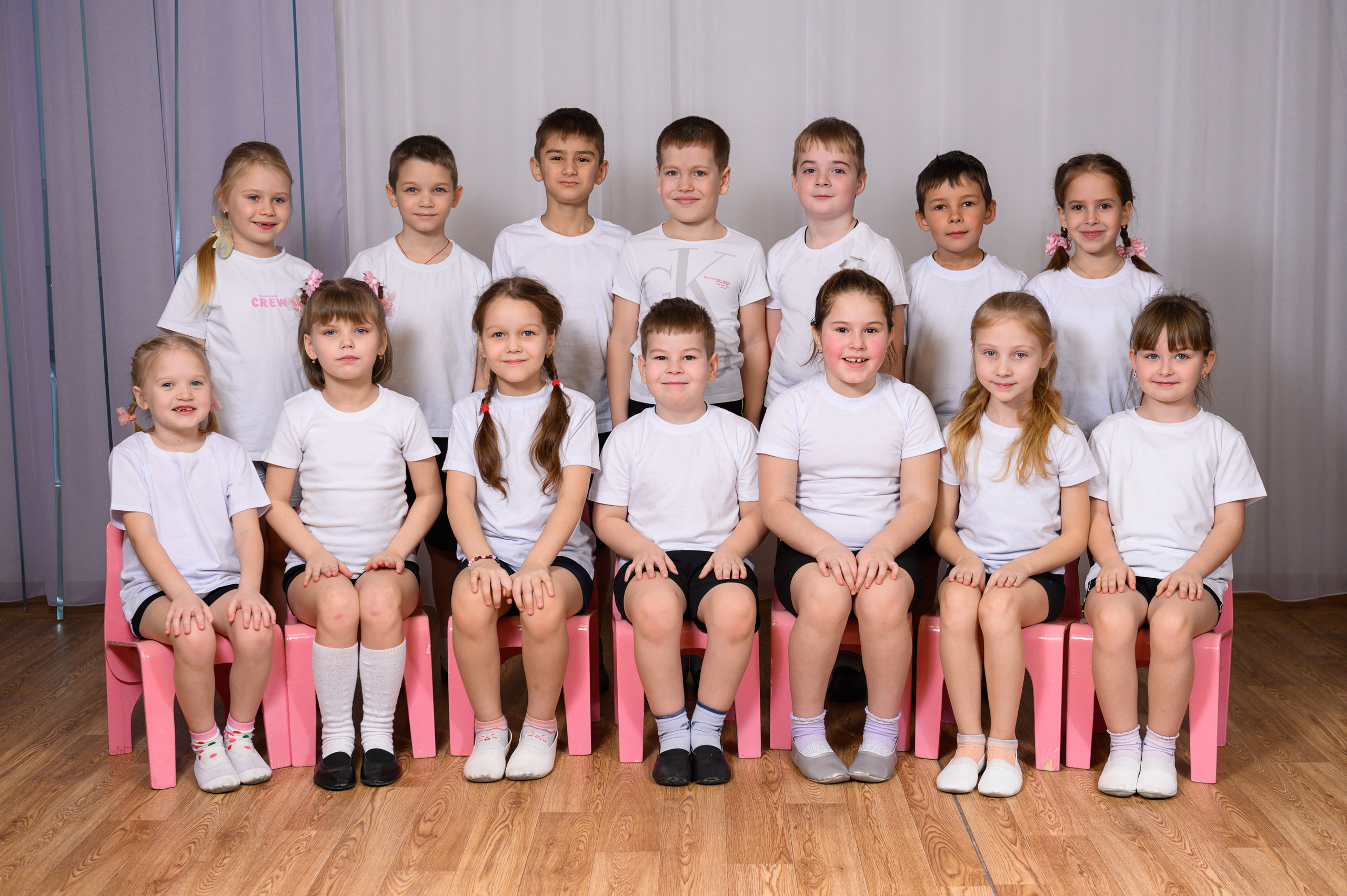 Фотосессия на выпускные альбомы для детского сада. Выпускные альбомы Искитим Бердск Новосибирск