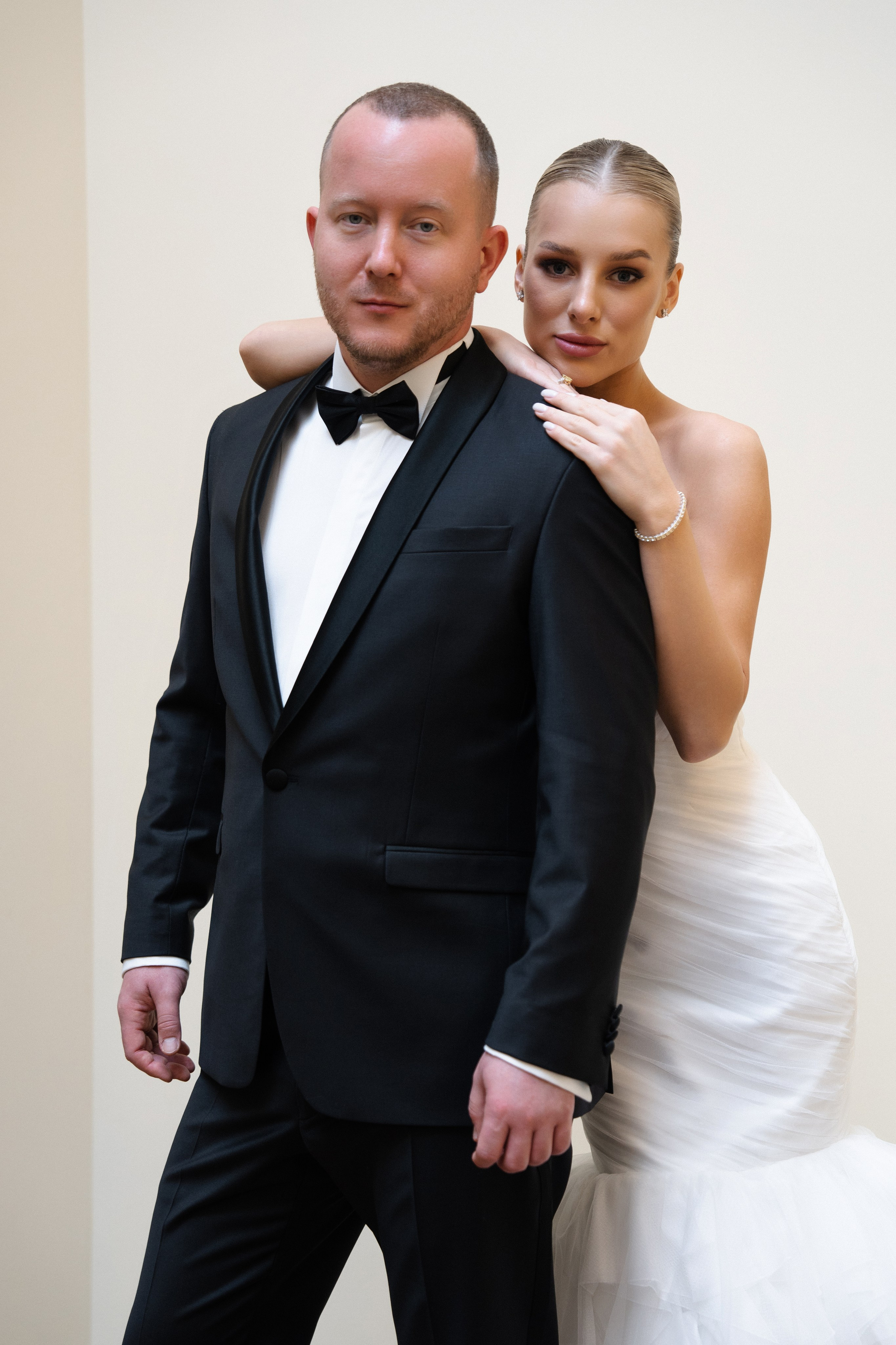 Анна Сергей. Камерная свадьба в Фосизонс в стиле неоклассика. Свадебный фотограф организатор в Санкт-Петербурге Ассоль Опарина