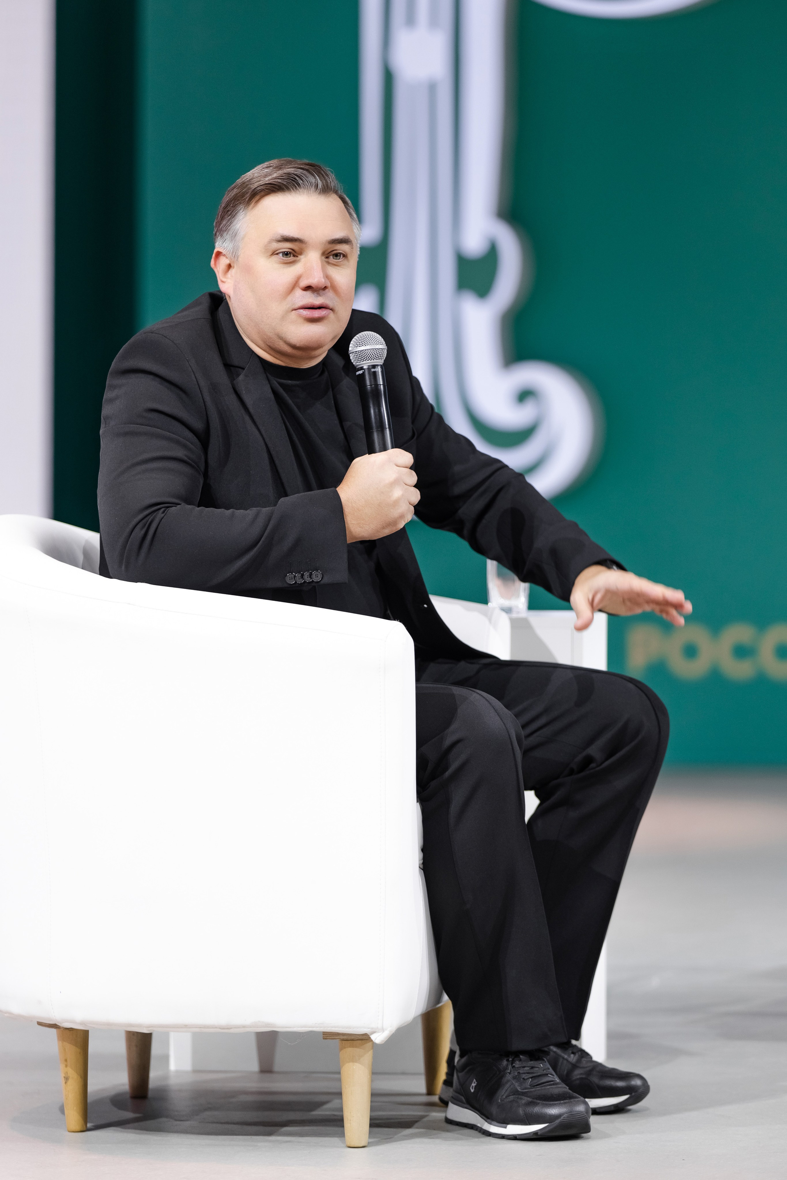 Выставка Россия: наша культура. Свадебный репортажный фотограф в Москве