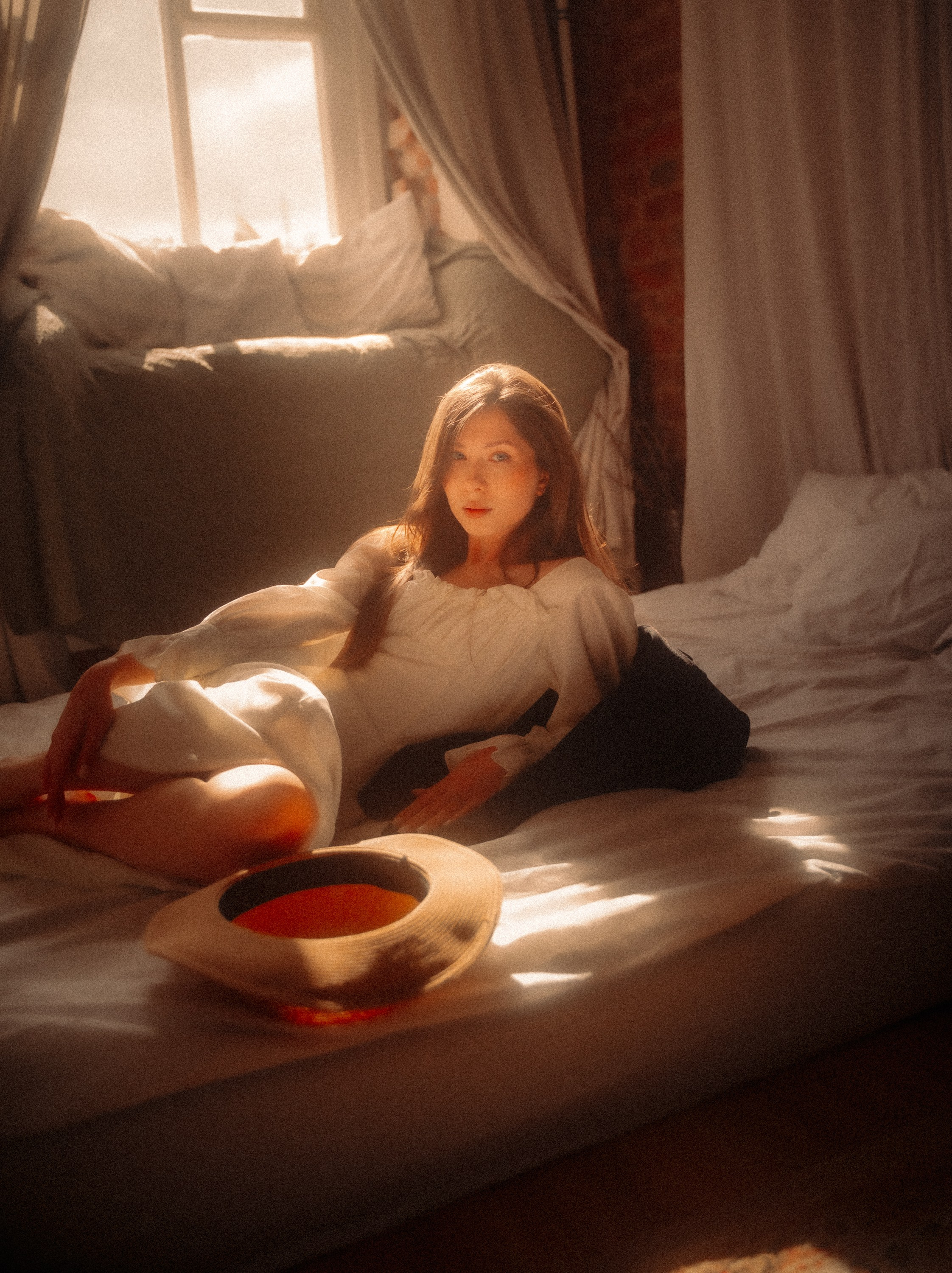 Тоня. Ищем потаённое. Портретный и предметный фотограф в Санкт-Петербурге