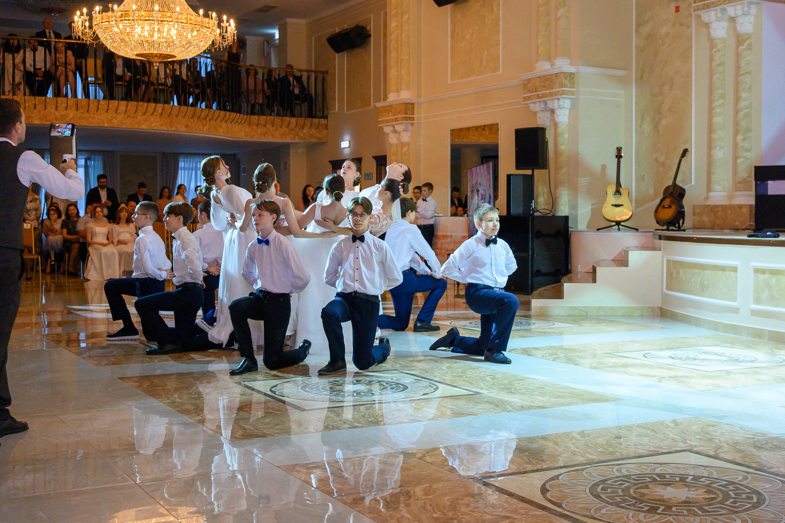 Бал ФМШ 7 класс. Фотограф новорожденных, семейный детский в Тюмени Татьяна Морозова